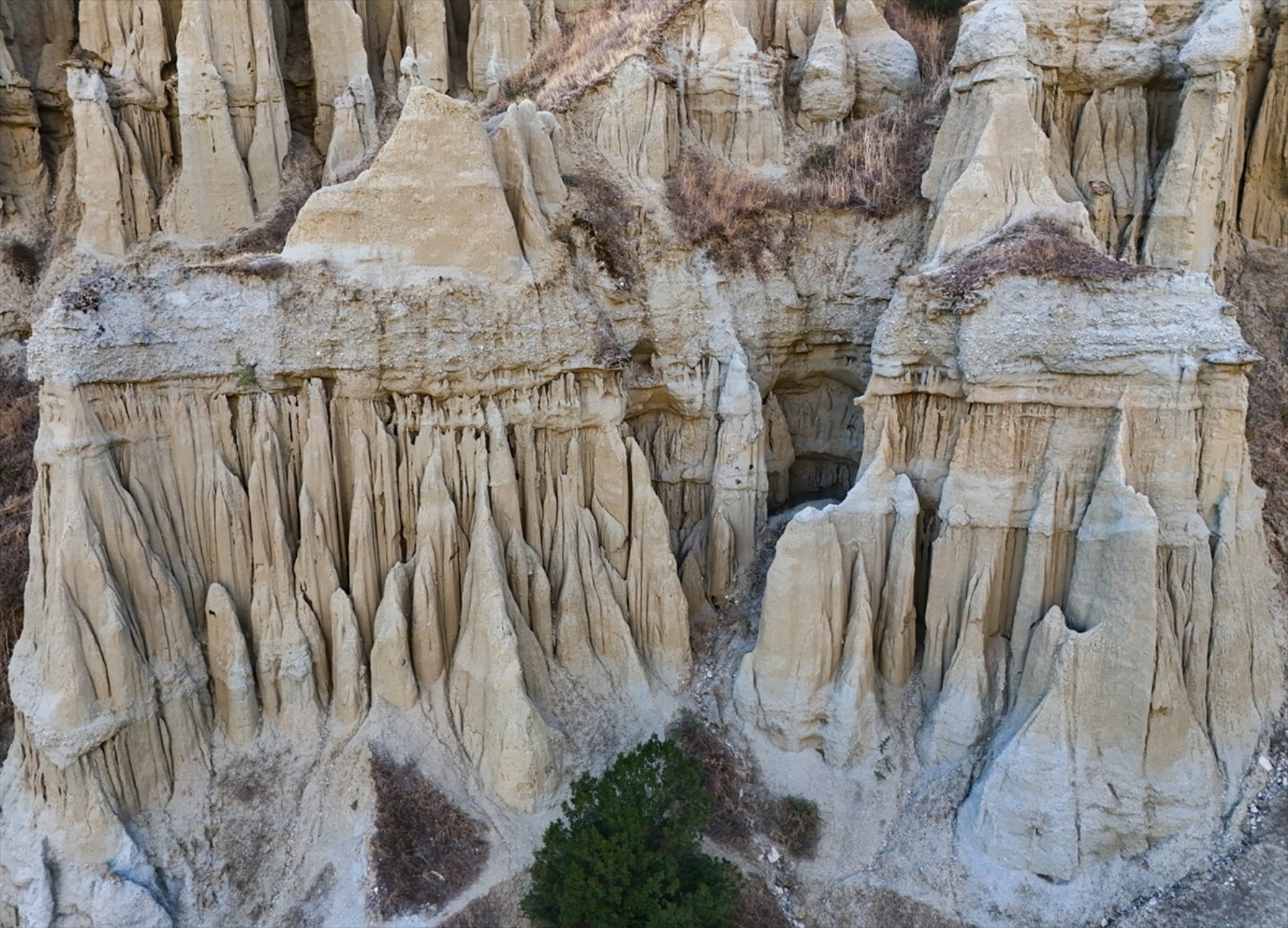 I camini delle fate a Kula: il miracolo della natura 
