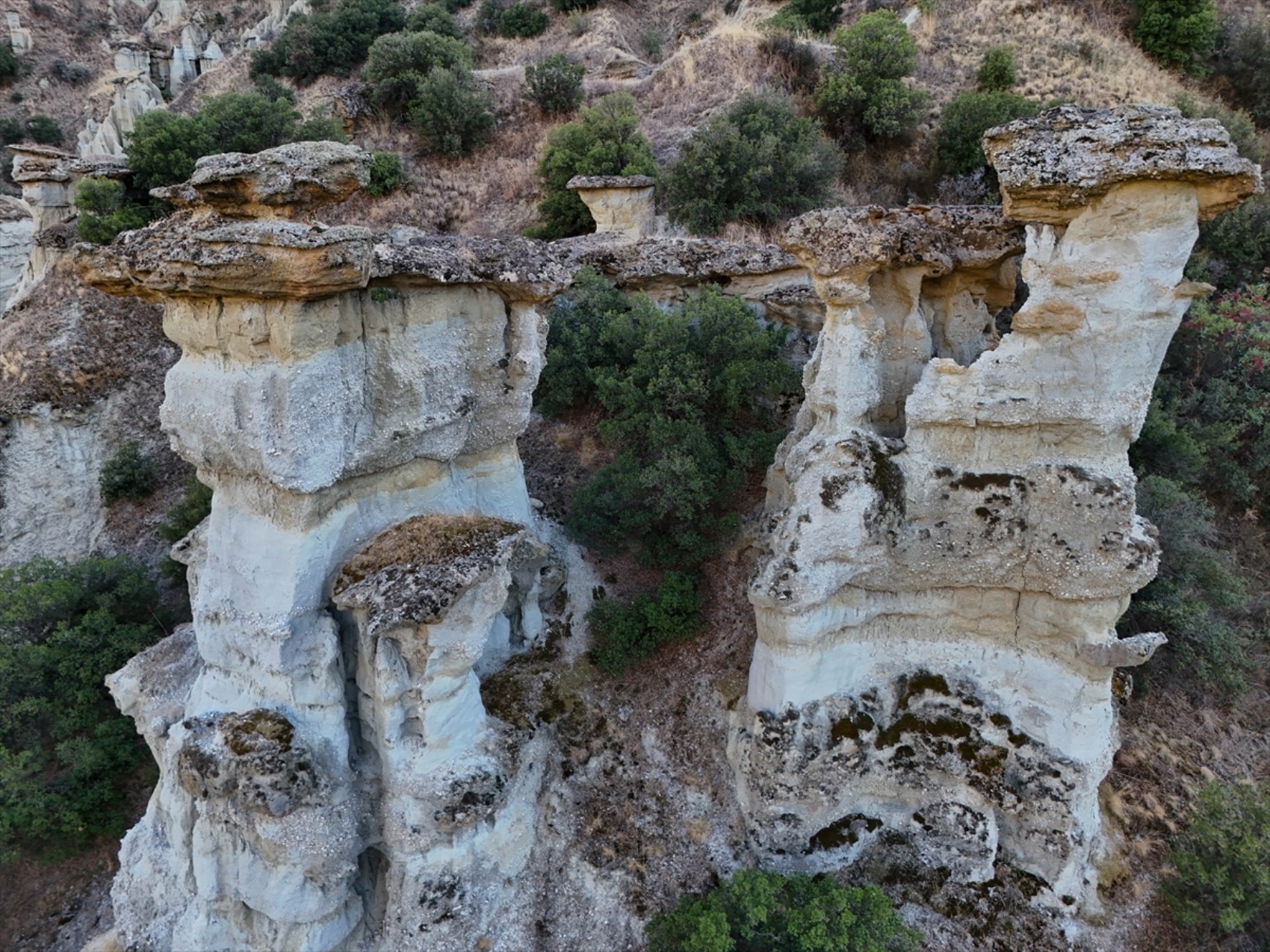 I camini delle fate a Kula: il miracolo della natura 