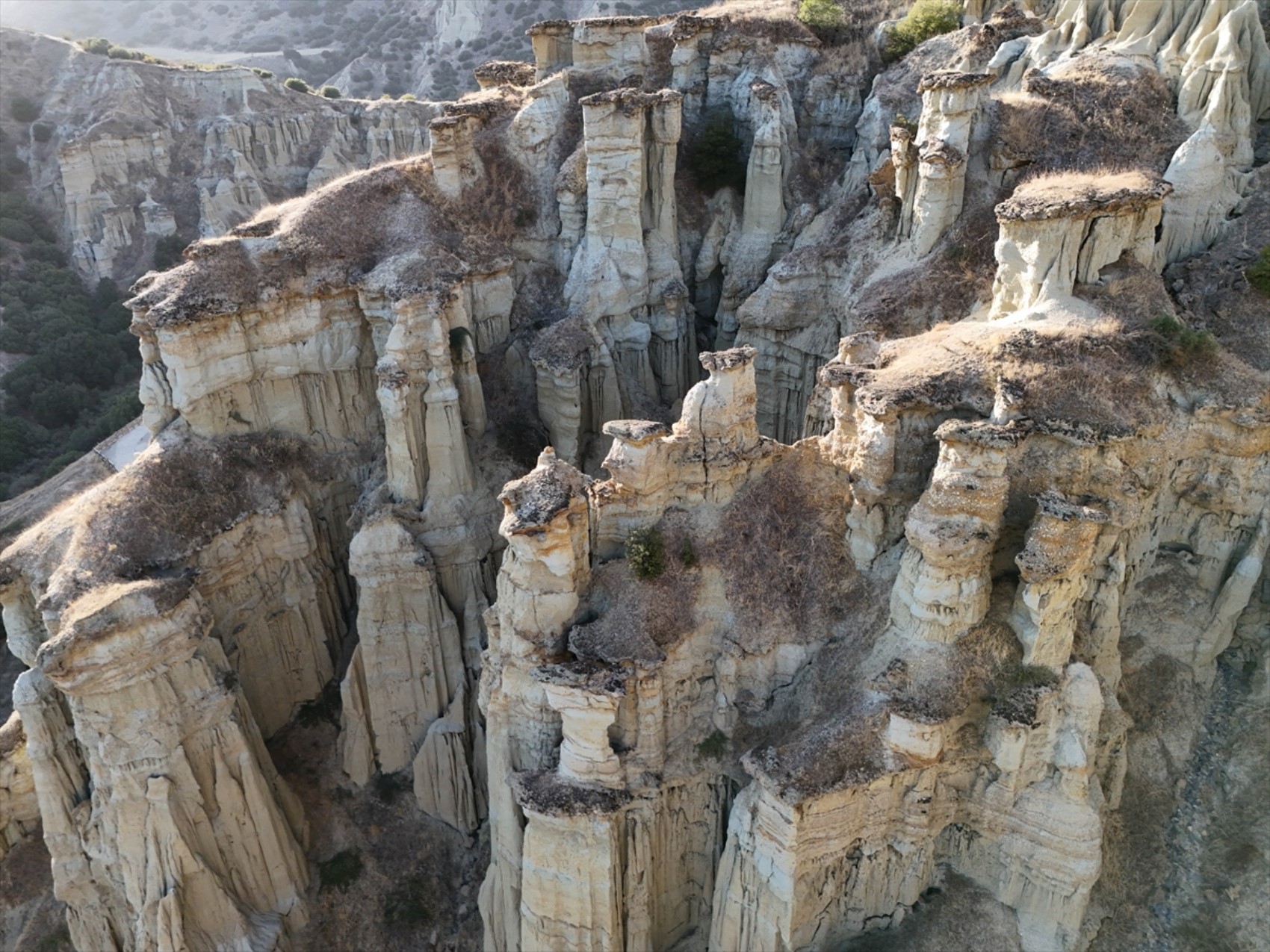 I camini delle fate a Kula: il miracolo della natura 