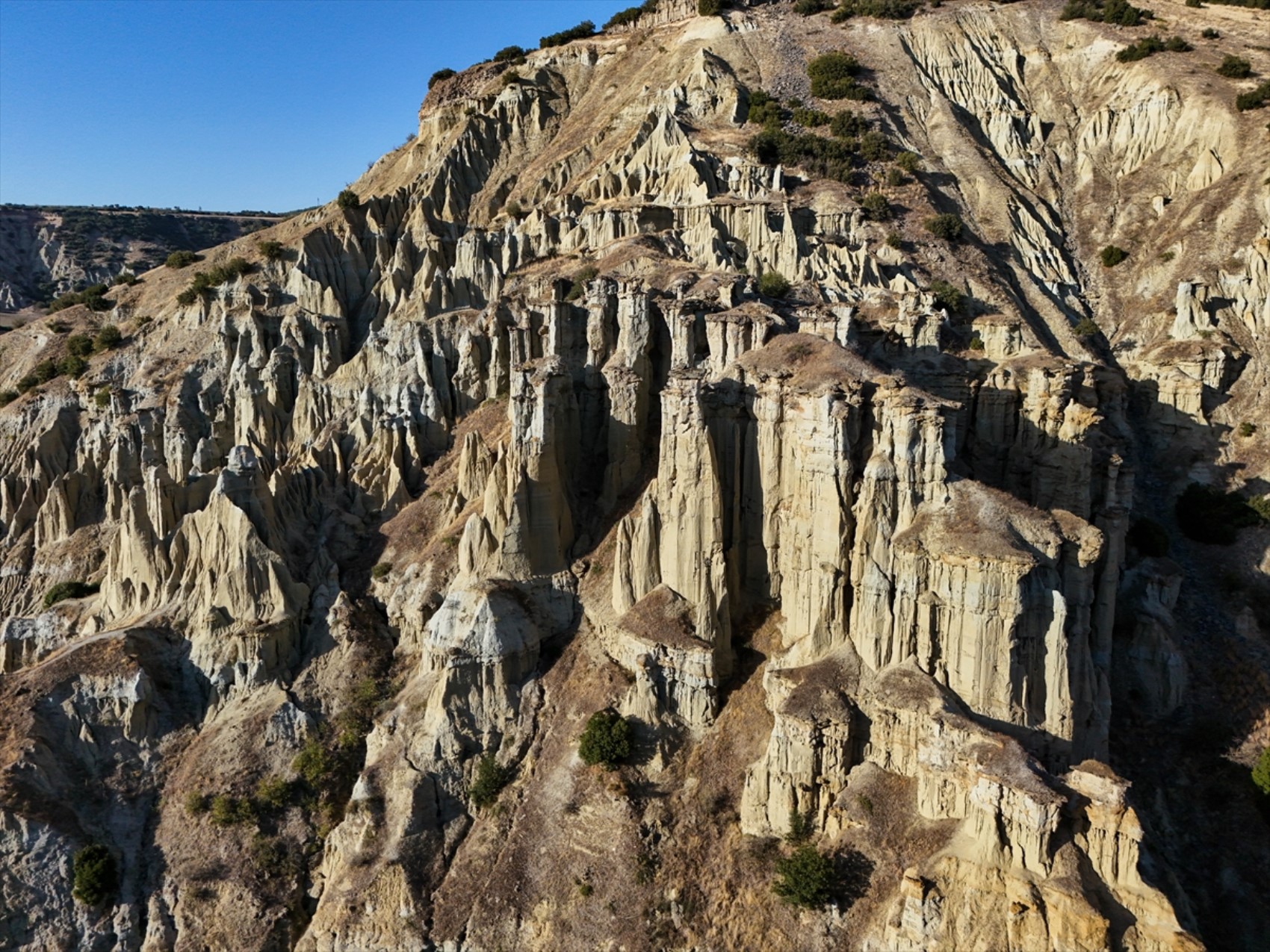I camini delle fate a Kula: il miracolo della natura 