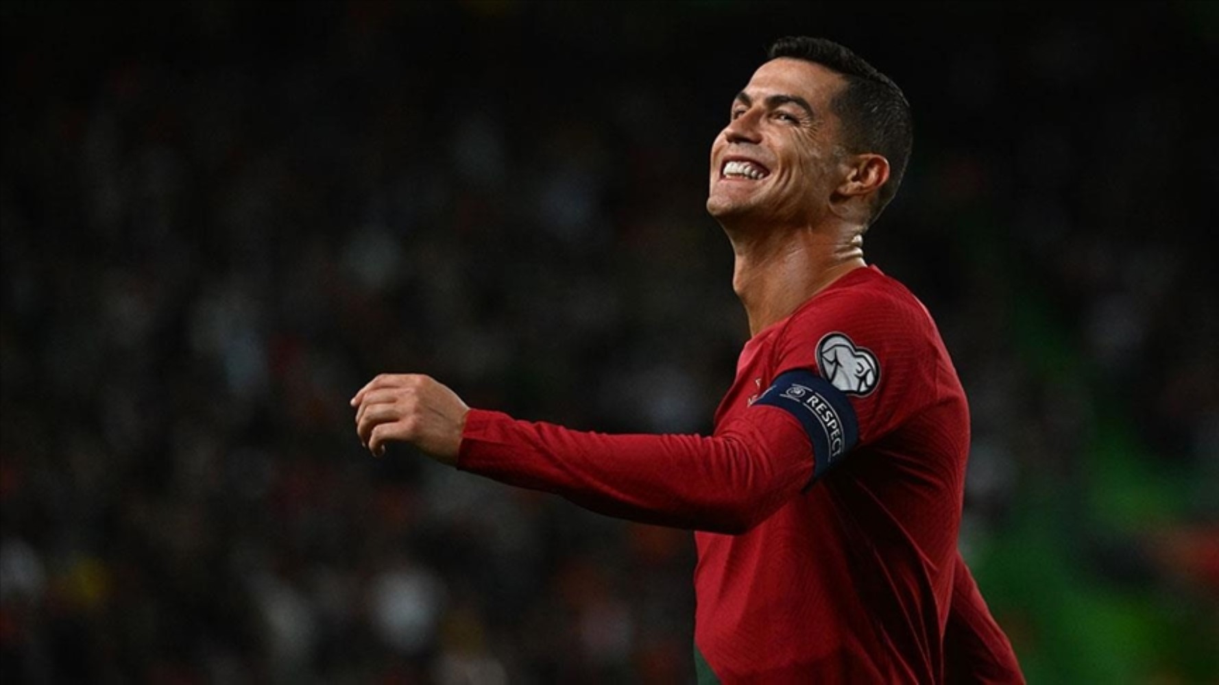 Cristiano Ronaldo saat işine girdi
