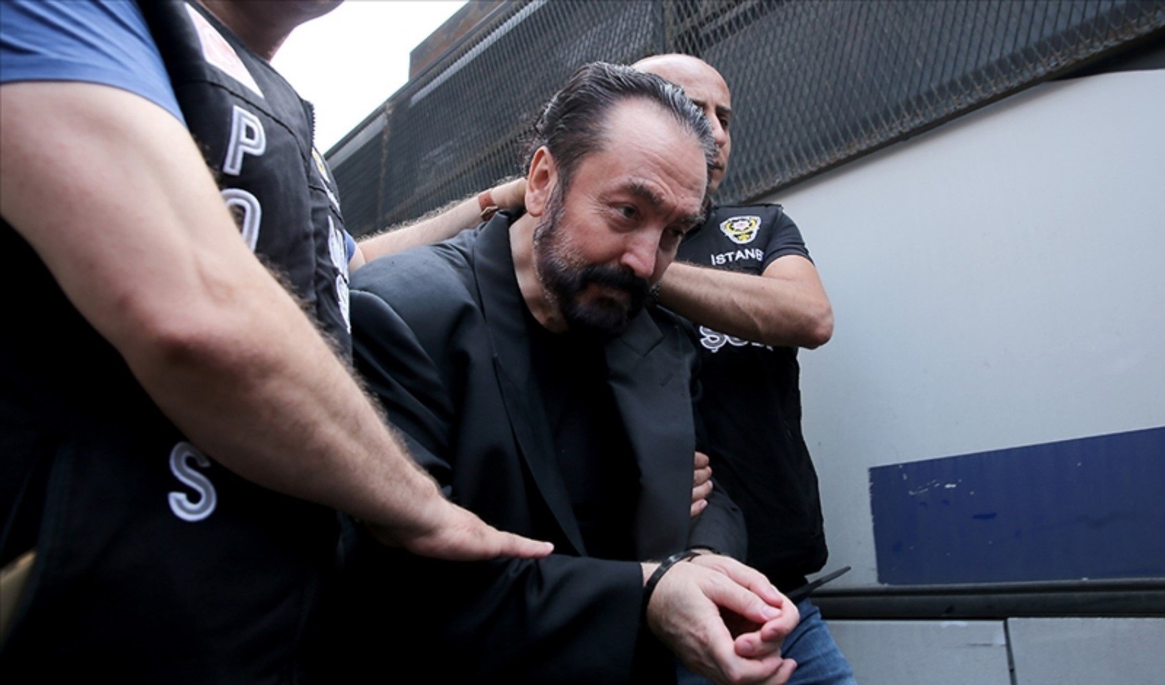 Adnan Oktar Suç Örgütü davasında ara karar