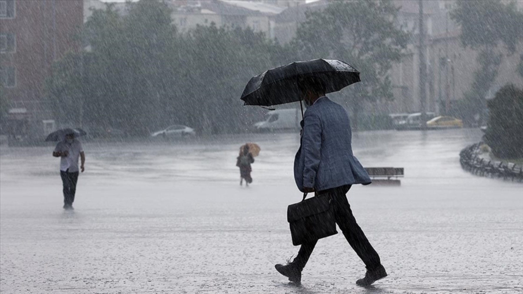 Allerta 'gialla' dell'ufficio meteorologico per 13 province! Previste forti precipitazioni