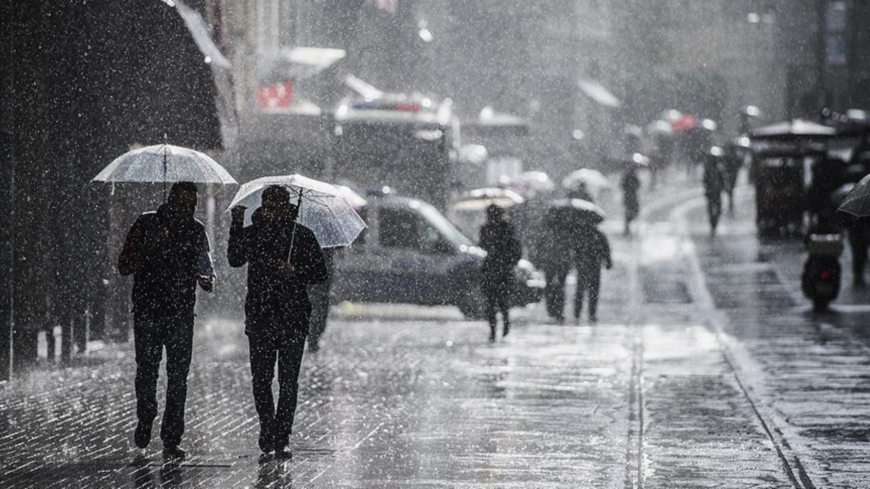 Allerta 'gialla' dell'ufficio meteorologico per 13 province! Previste forti precipitazioni