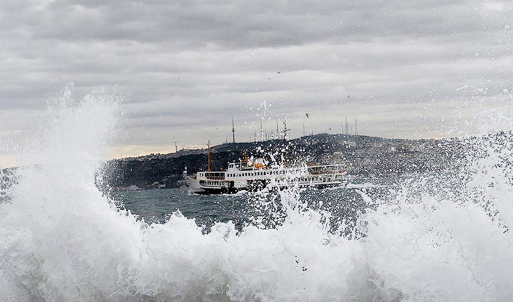 İstanbullular dikkat! 16 hatta vapur seferleri iptal edildi