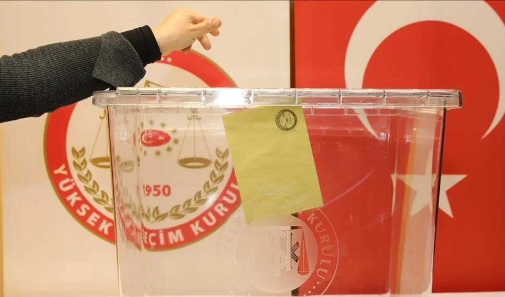 AKP erimeye devam ediyor!  Son anketten çarpıcı sonuçlar çıktı, CHP ve Zafer Partisi ayrıntısı