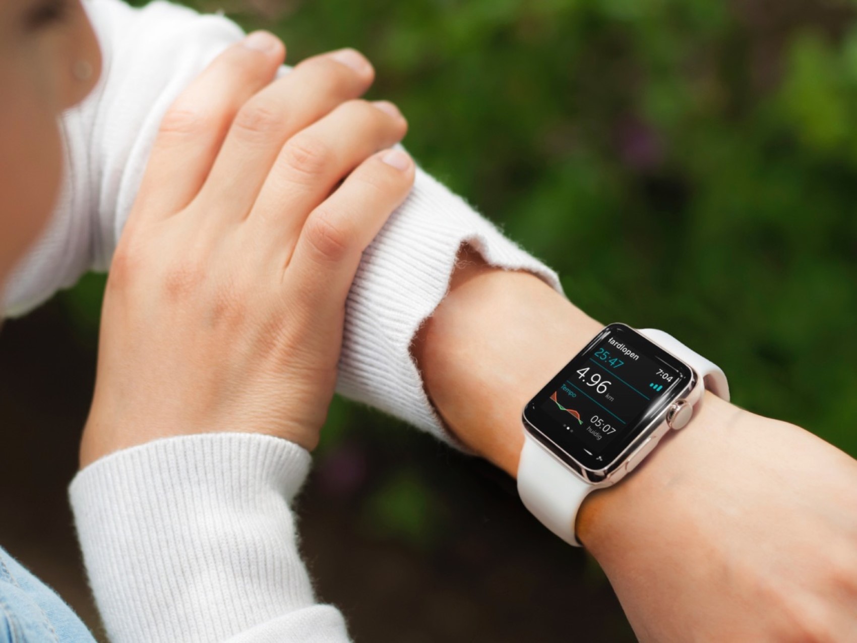 Apple Watch'un gizli yeteneği: Grip ve Covid-19 belirtilerini önceden tespit ediyor!
