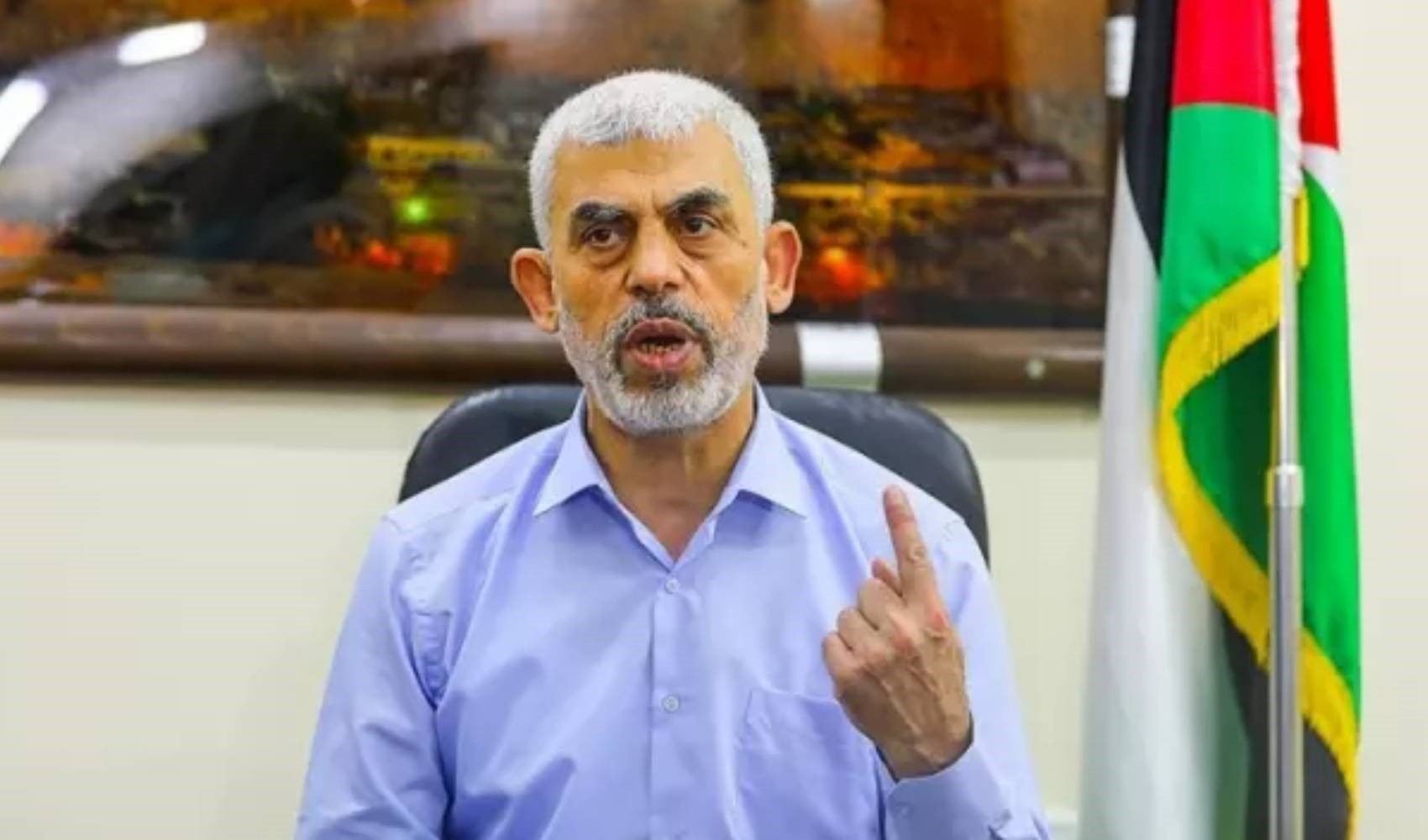 Hamas lideri Yahya Sinvar'ın üzerinden çıkanların görüntüleri paylaşıldı: İsrail medyası açıkladı