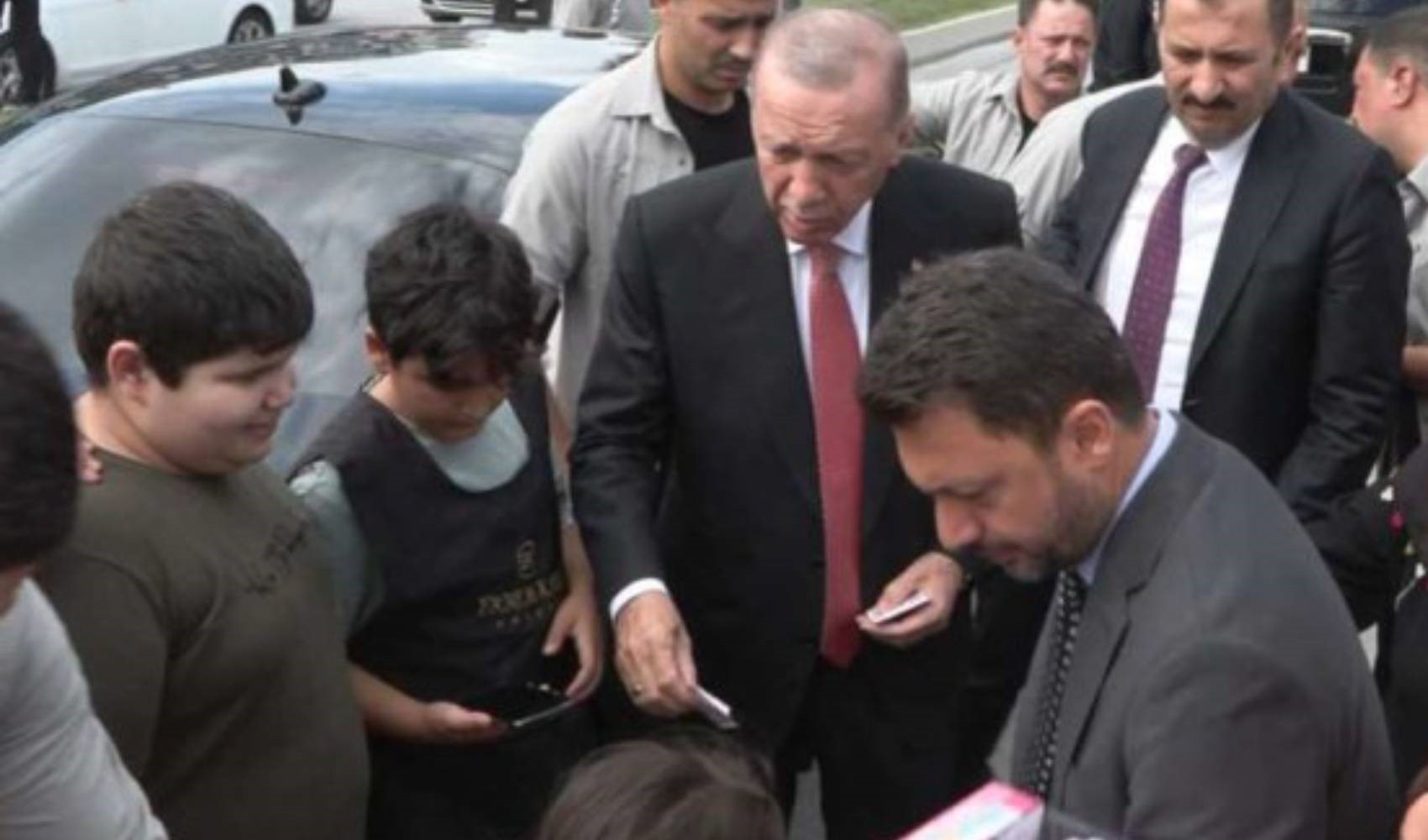 Cumhurbaşkanı Erdoğan'ın 2025 maaşı belli oldu: İşte aldığı zam!