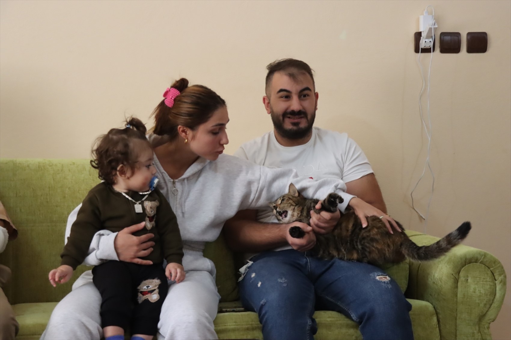 Cittadini evacuati dal Libano in Turchia in ansia per i propri cari rimasti indietro