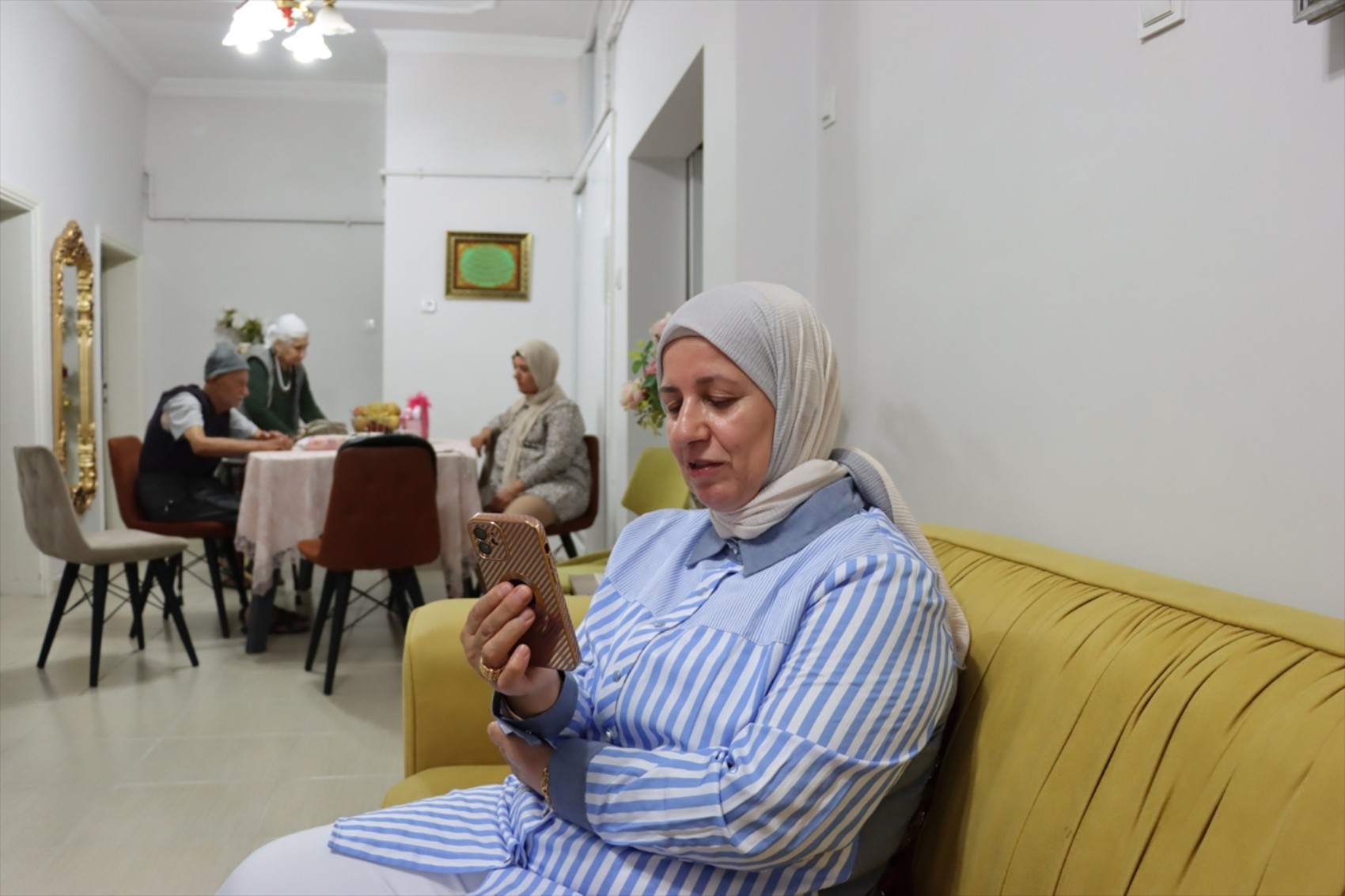 Cittadini evacuati dal Libano in Turchia in ansia per i propri cari rimasti indietro
