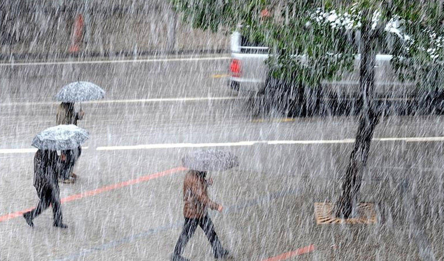 Bu kentlerde yaşayanlar dikkat! Meteoroloji'den sağanak ve kar yağışı uyarısı: İşte il il 20 Ekim Pazar hava durumu...