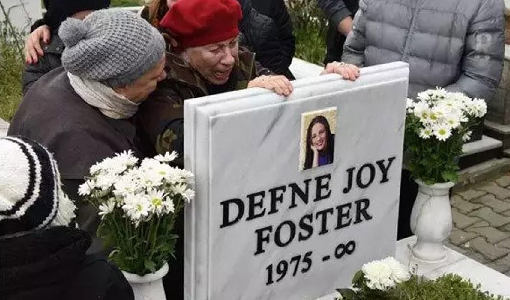 Defne Joy Foster'ın annesinden çarpıcı iddia: 'FETÖ lakabını taktığı için öldürüldü'