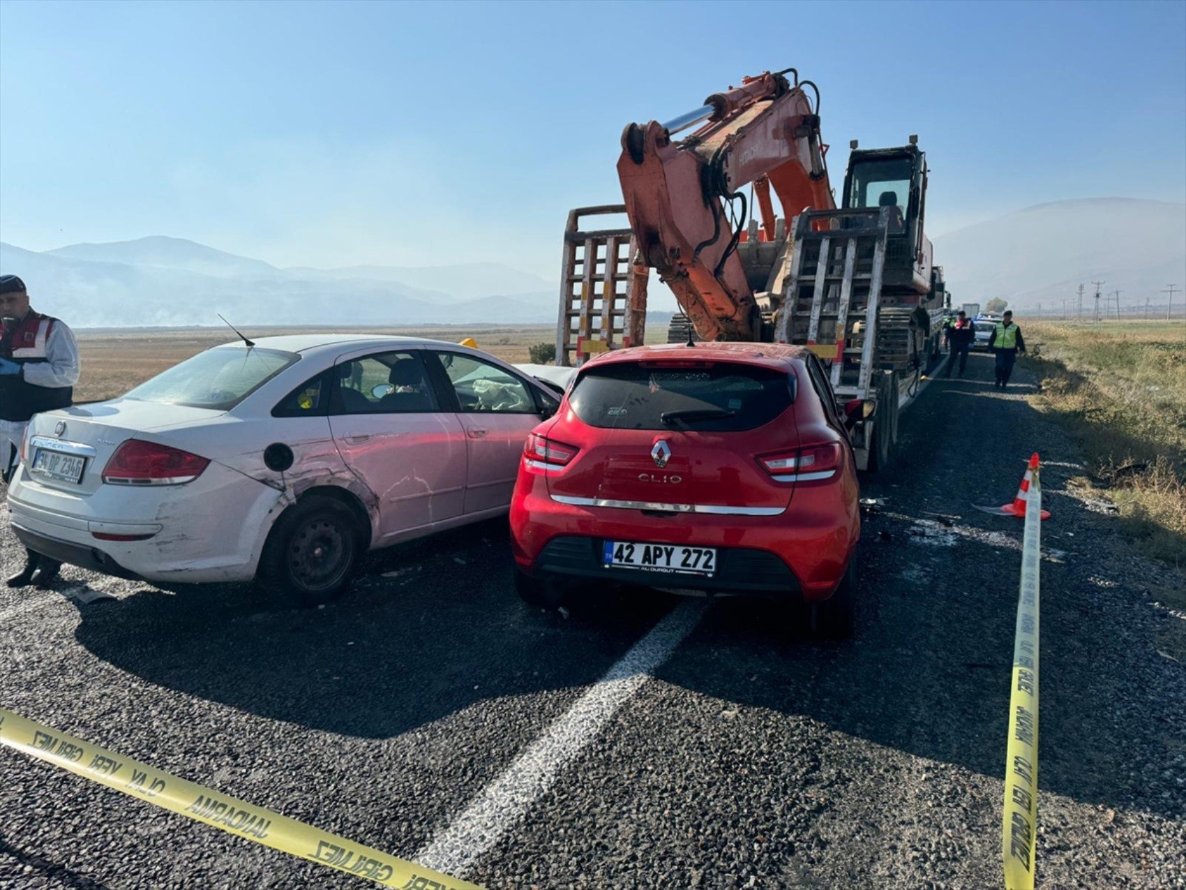 Afyonkarahisar'da zincirleme kaza! Karakol komutanı astsubay öldü, 15 kişi yaralandı