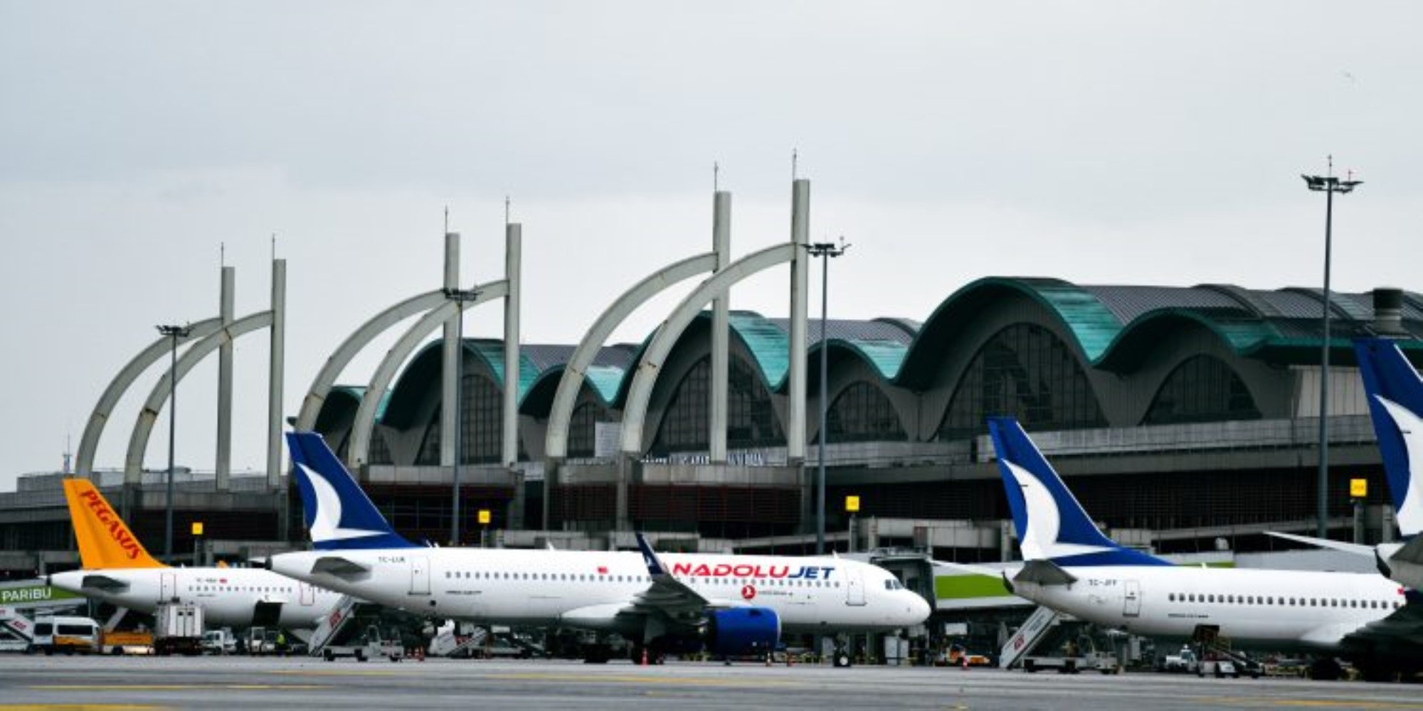 Allerta arancione negli aeroporti turchi dopo l'attacco alla TUSAŞ!