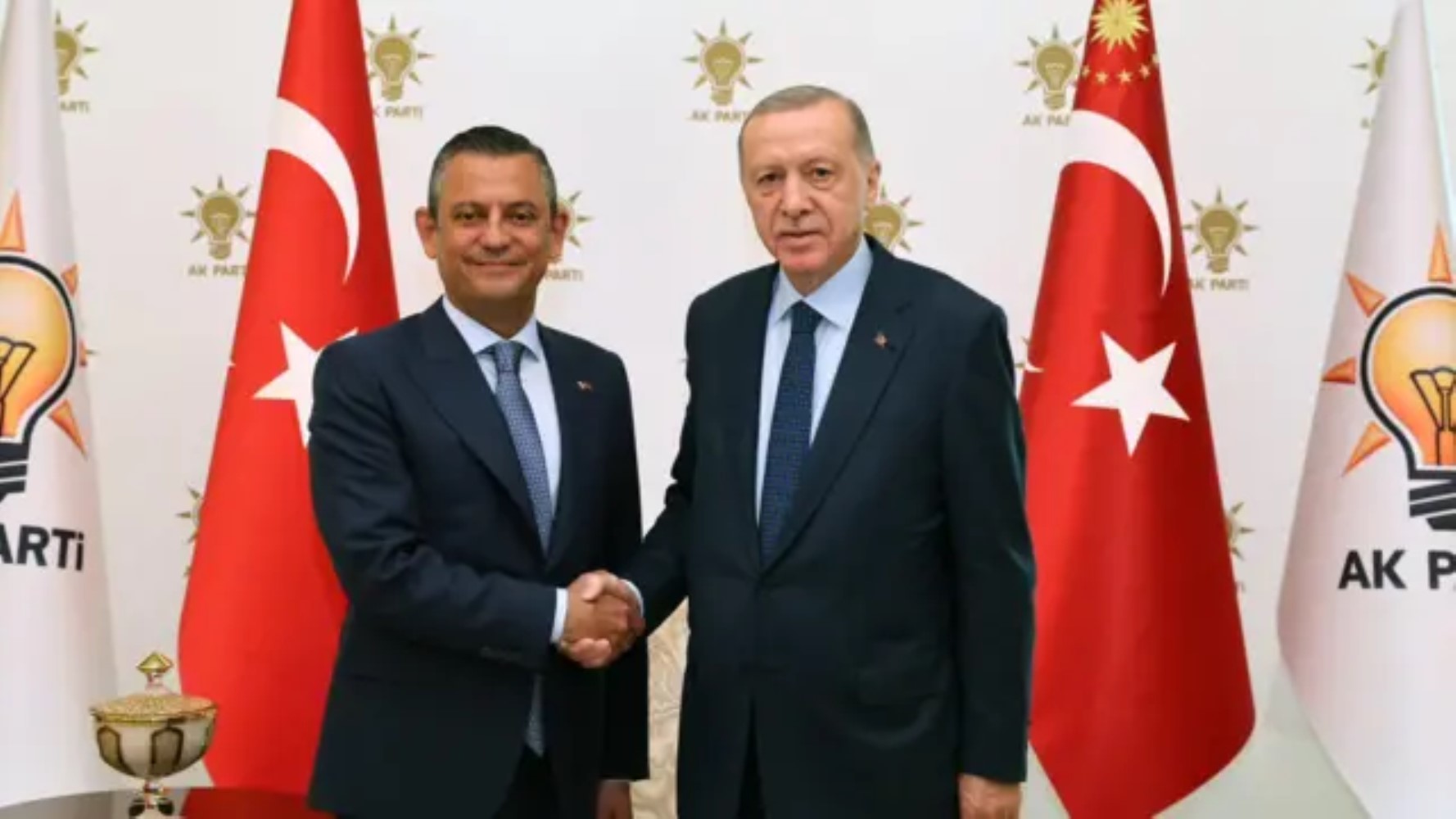 Son anketten Erdoğan ve AKP'ye kötü haber!