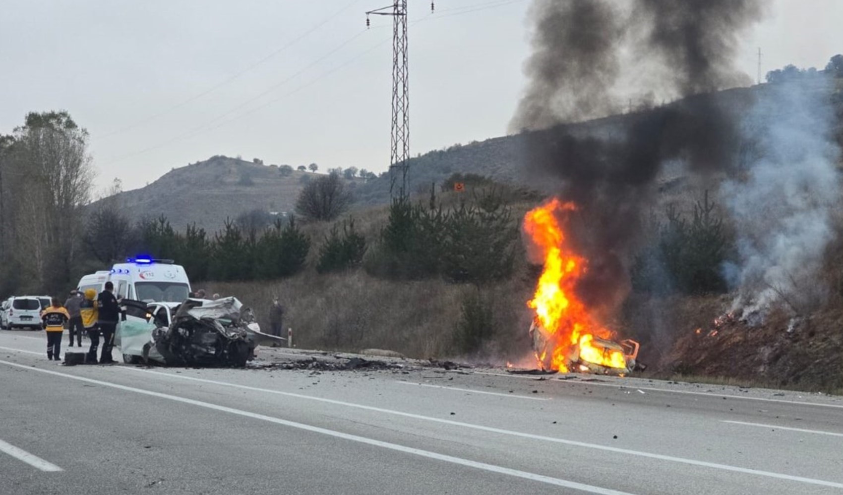 Erzincan'da feci kaza: 5 kişi öldü