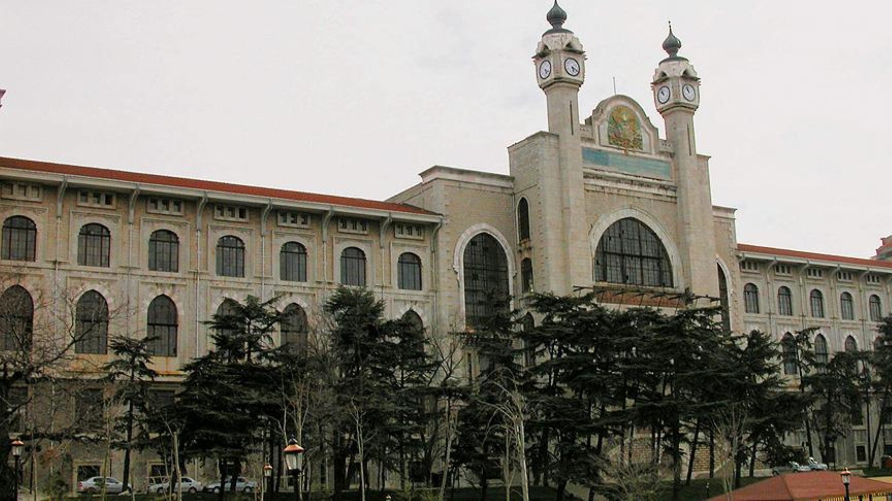 Türkiye'nin en iyi 20 üniversitesi açıklandı! Zirvede hangi okul var?