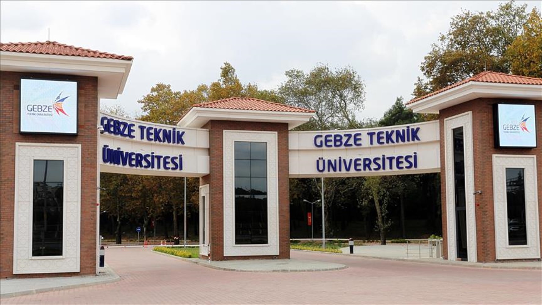 Türkiye'nin en iyi 20 üniversitesi açıklandı! Zirvede hangi okul var?