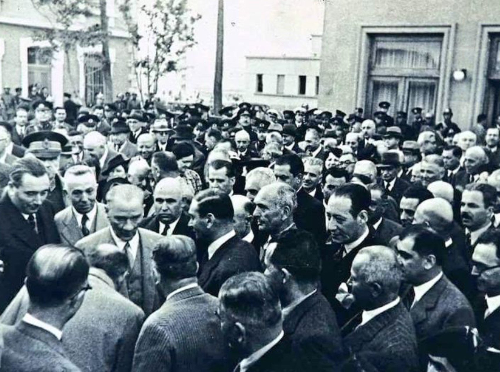 Cumhuriyetin 101. Yılı! İşte Atatürk'ün cumhurbaşkanı seçildikten sonra yaptığı ilk konuşma