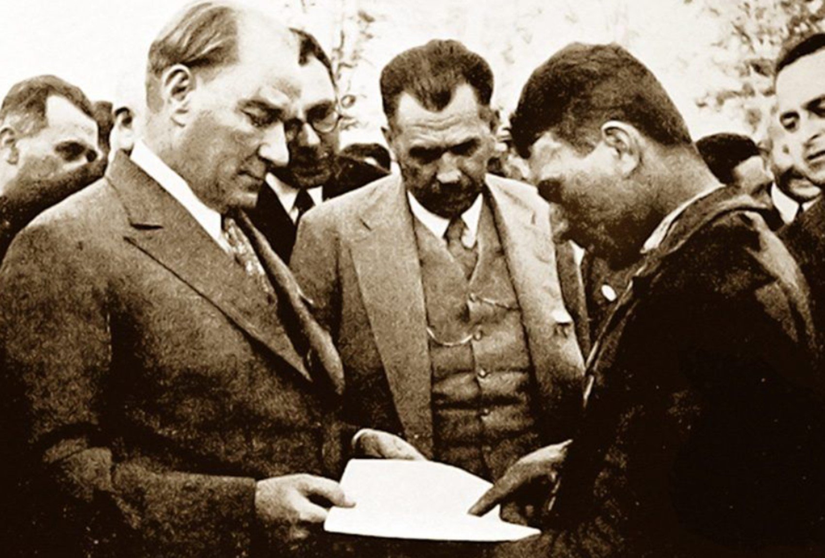 Cumhuriyetin 101. Yılı! İşte Atatürk'ün cumhurbaşkanı seçildikten sonra yaptığı ilk konuşma