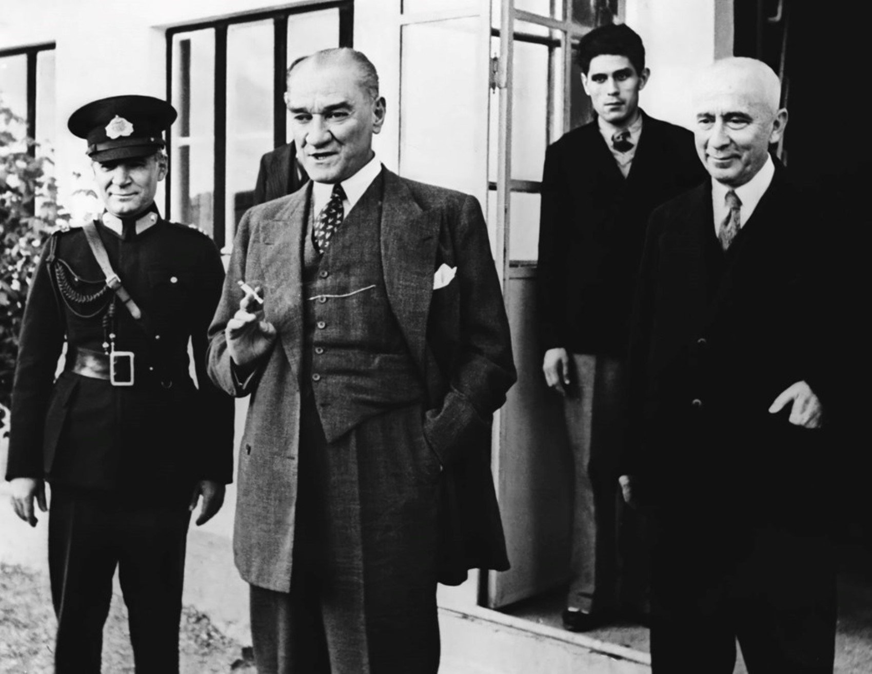 29 Ekim Cumhuriyet Bayramı'nda 100 fotoğraflı Atatürk arşivi: Birçoğunu ilk kez göreceksiniz...