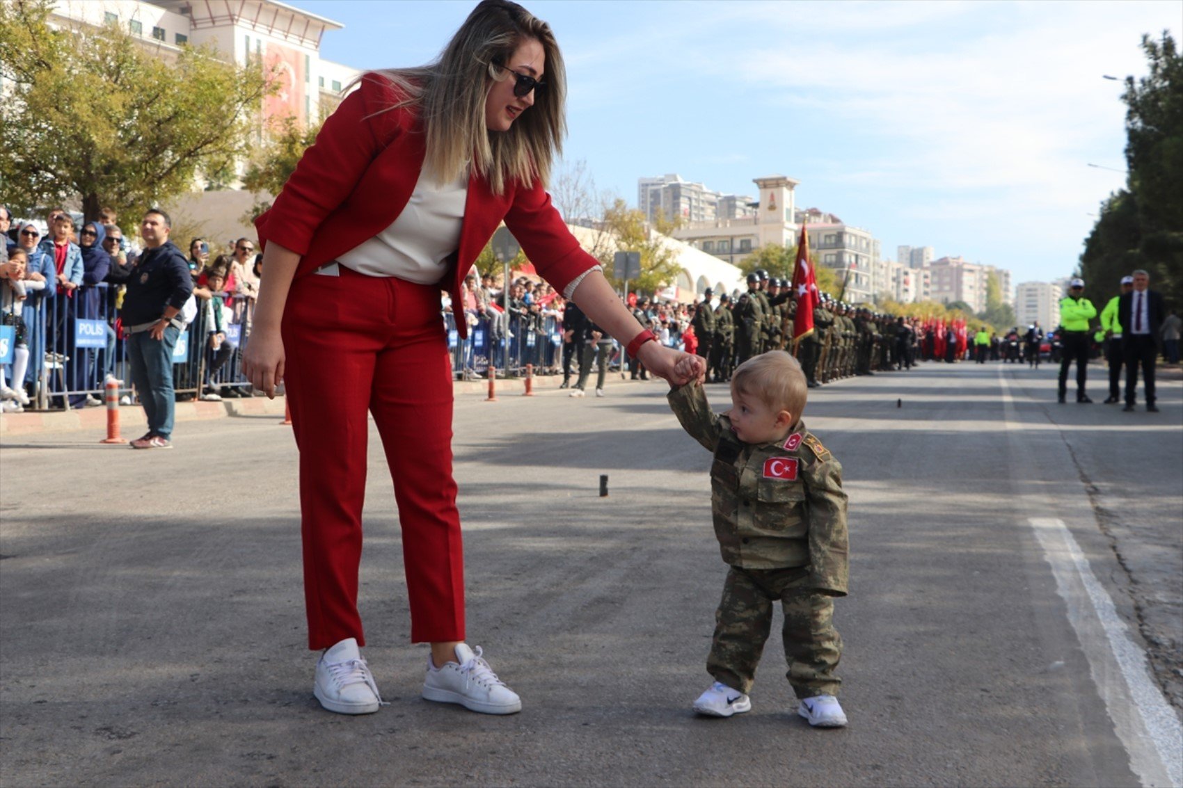 29 Ekim Cumhuriyet Bayramı Hadise konseri nerede? İBB 29 Ekim konserine hangi şarkıcılar çıkacak? Yenikapı konseri saat kaçta?