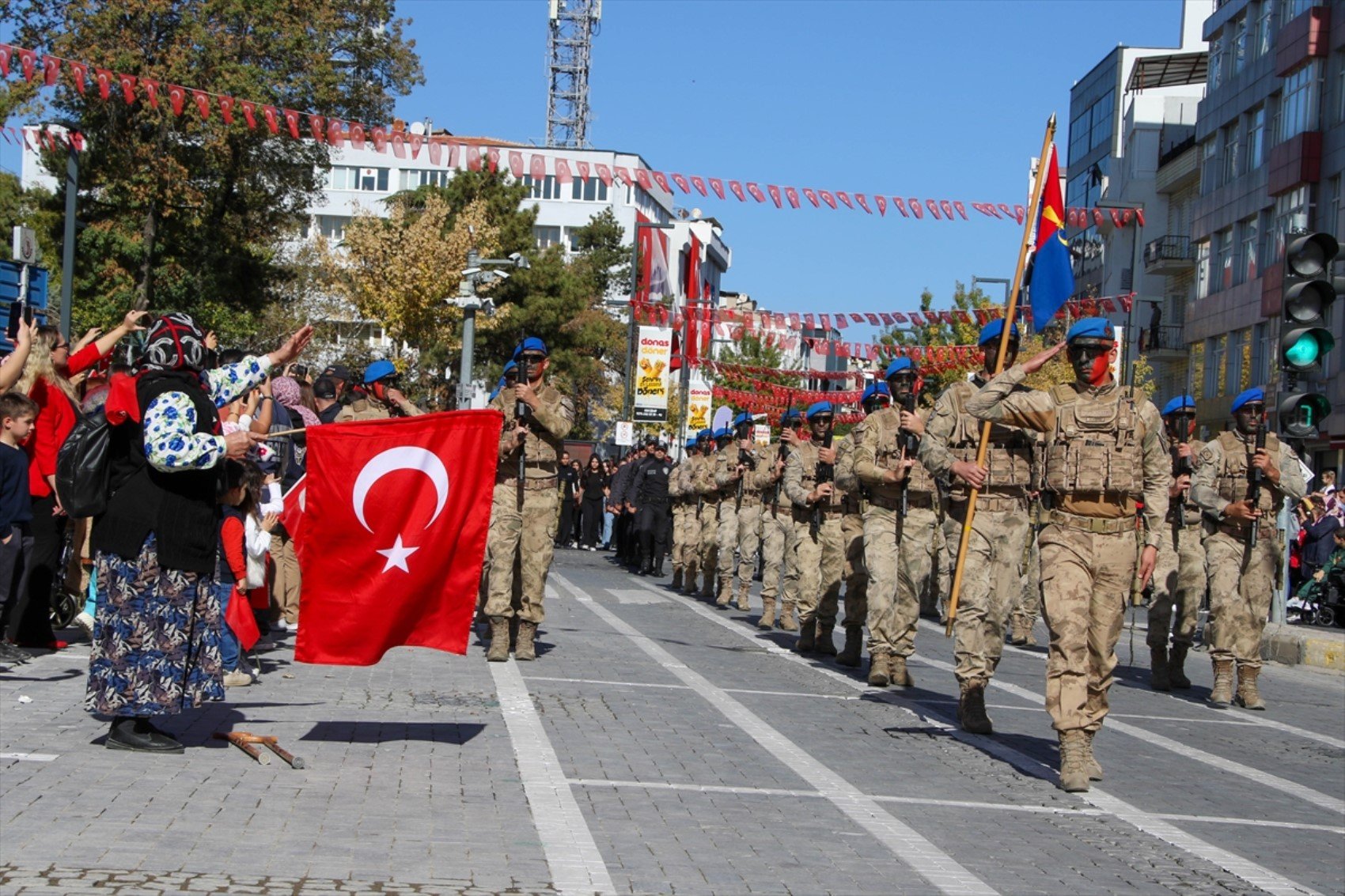 İşte yurdun dört bir yanından 29 Ekim Cumhuriyet Bayramı etkinlik ve kutlama fotoğrafları...