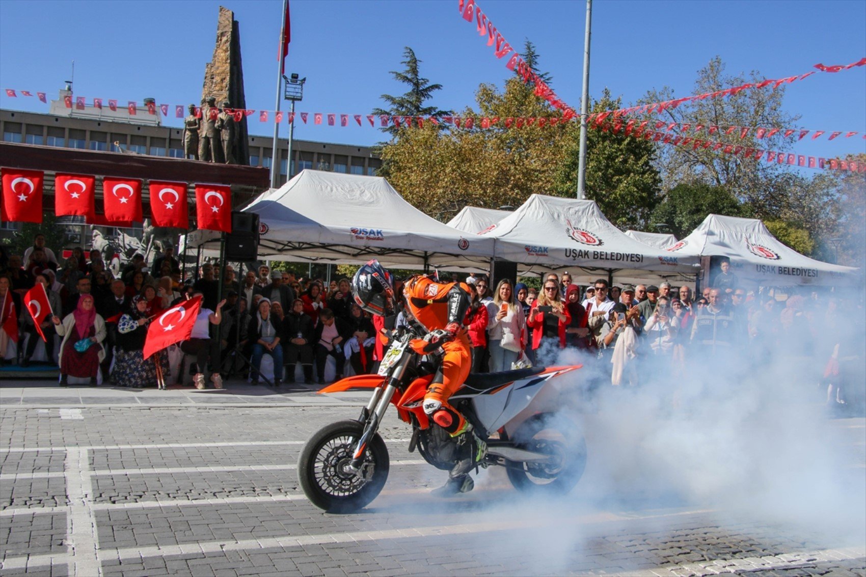 İşte yurdun dört bir yanından 29 Ekim Cumhuriyet Bayramı etkinlik ve kutlama fotoğrafları...