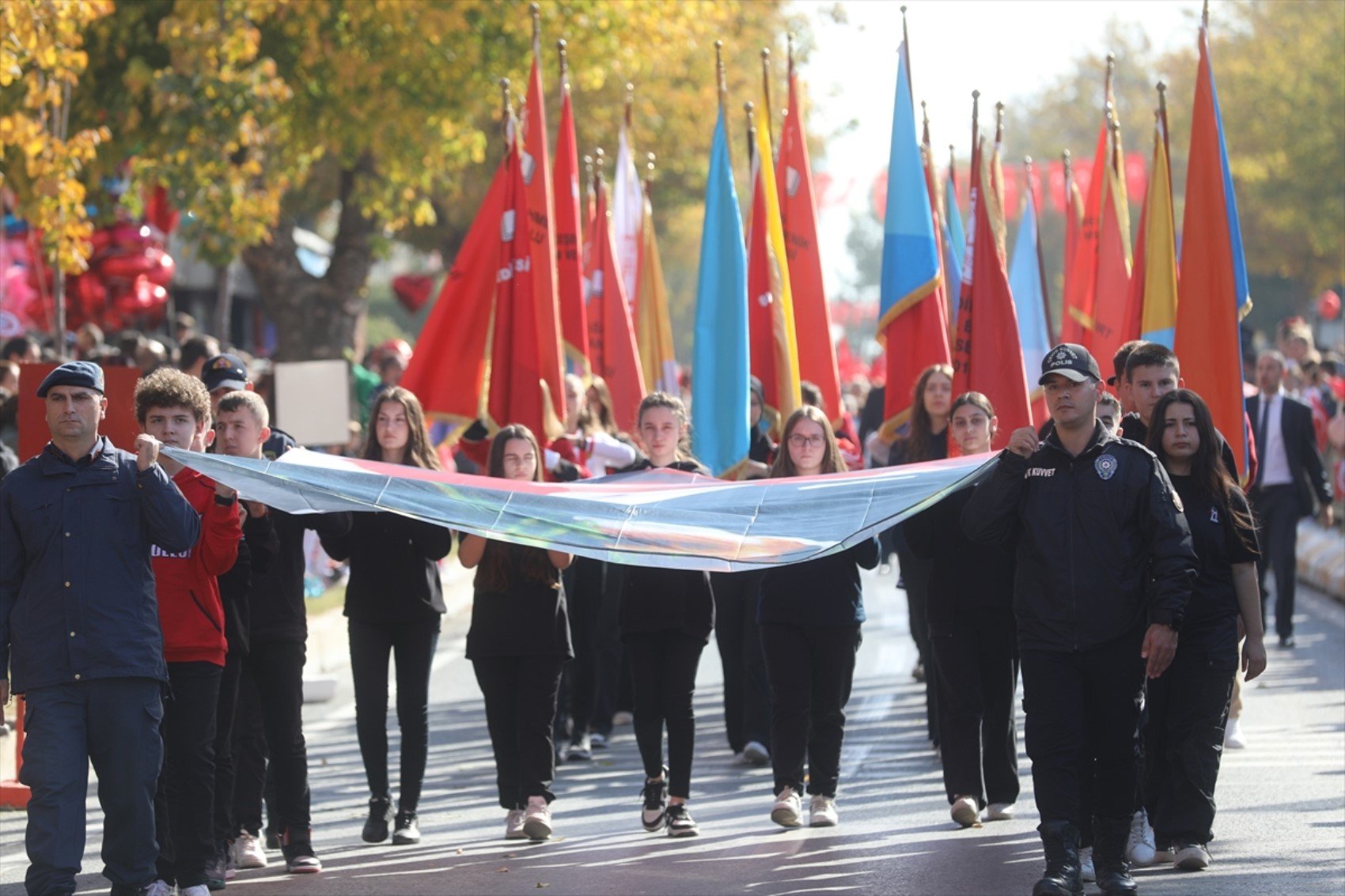 İşte yurdun dört bir yanından 29 Ekim Cumhuriyet Bayramı etkinlik ve kutlama fotoğrafları...