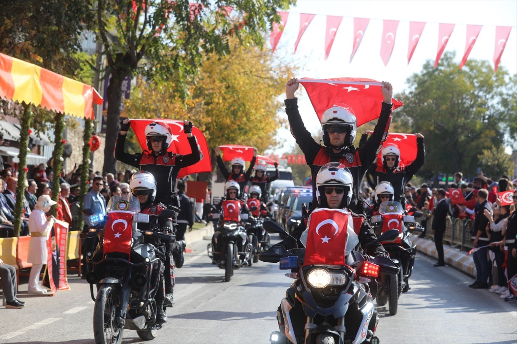 İşte yurdun dört bir yanından 29 Ekim Cumhuriyet Bayramı etkinlik ve kutlama fotoğrafları...