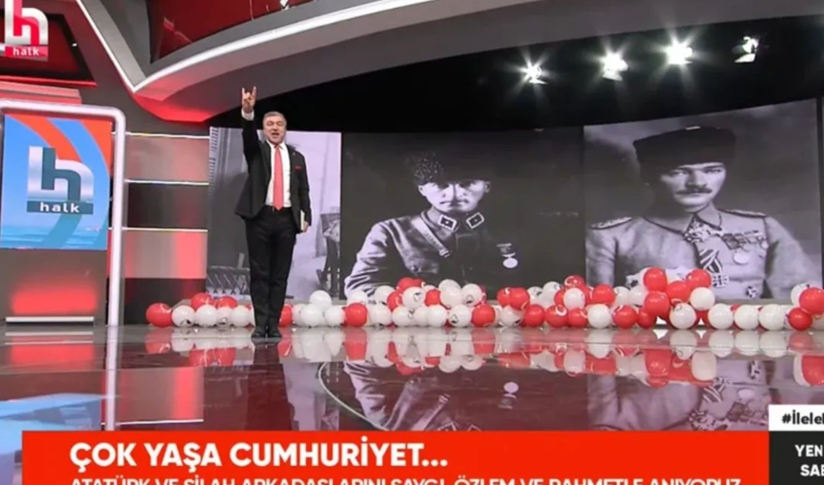 İsmail Küçükkaya canlı yayında bozkurt işareti yaptı