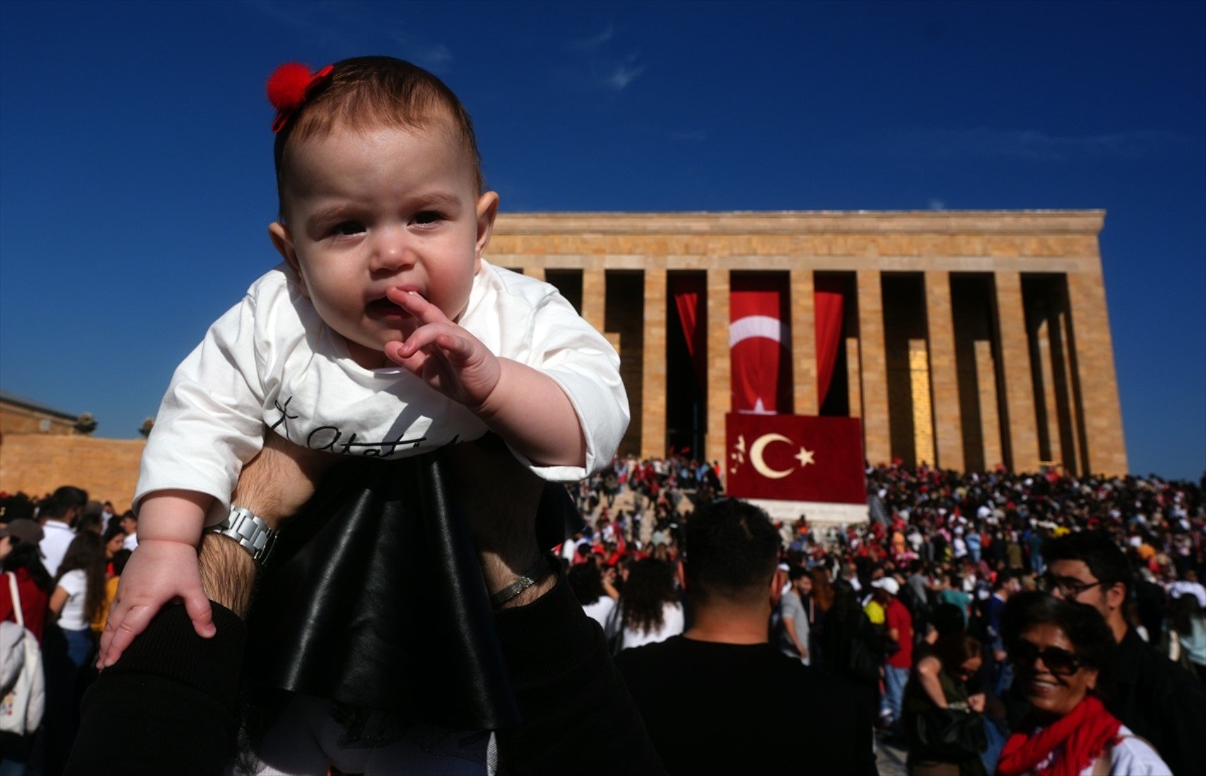 Binler Anıtkabir'e aktı: 29 Ekim'de kaç kişi ziyaret etti?