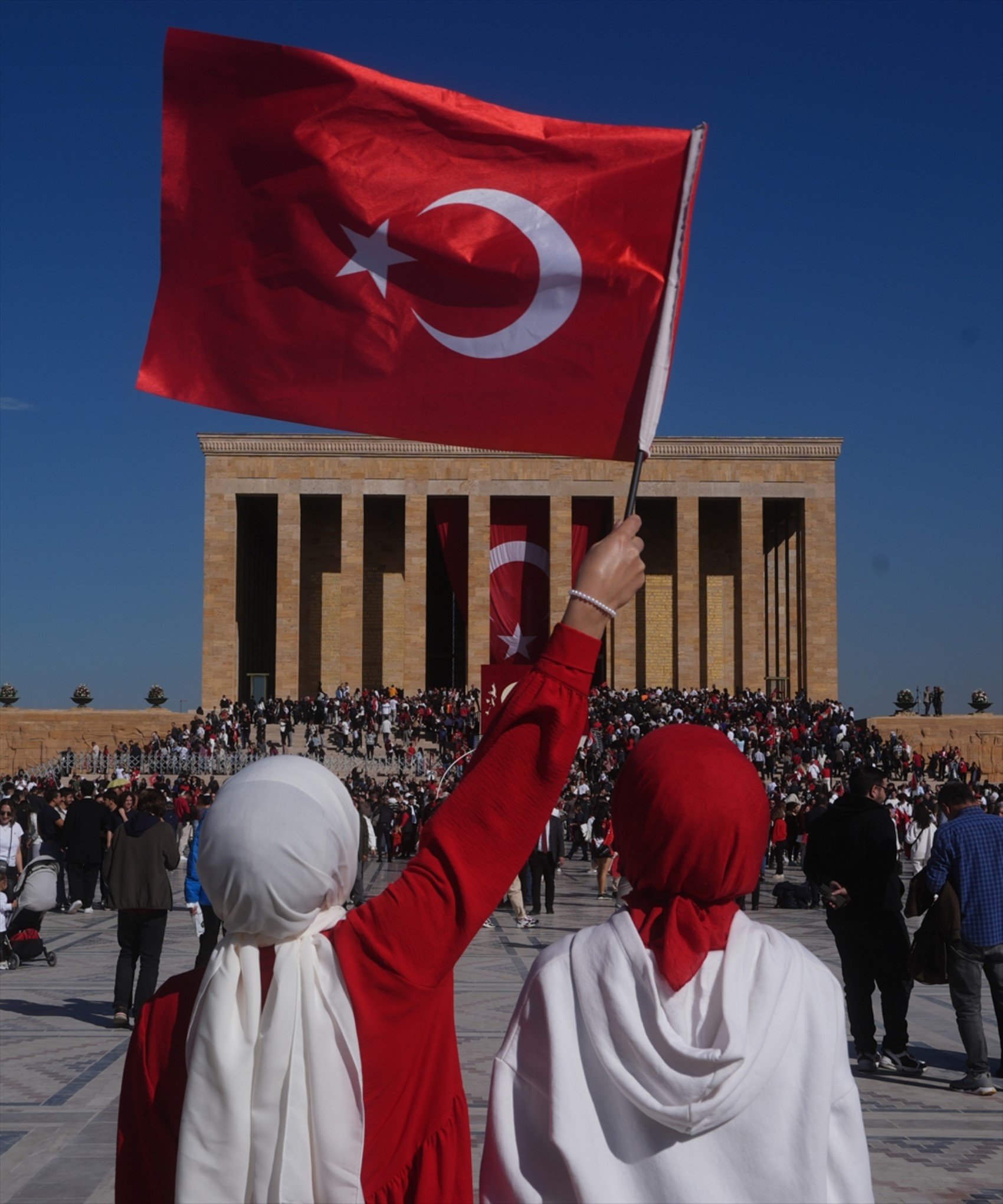 Binler Anıtkabir'e aktı: 29 Ekim'de kaç kişi ziyaret etti?