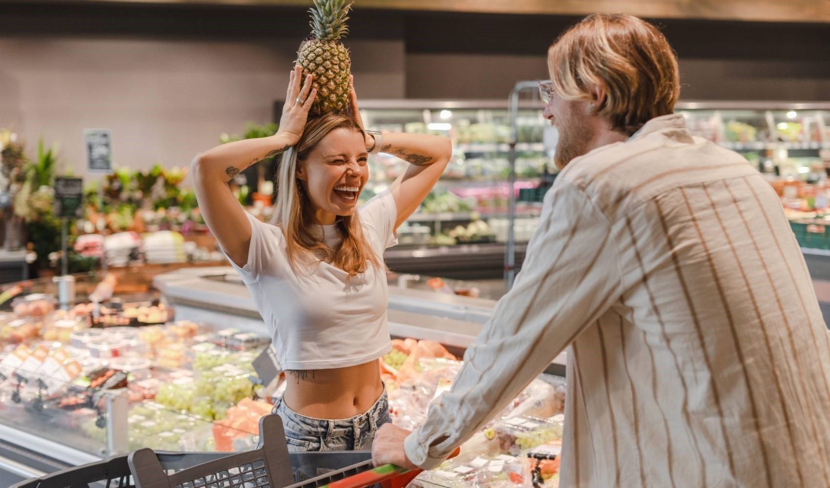 Gençler sevgili bulmak için artık bu yöntemi kullanıyorlar: İşte çılgın ananas yöntemi...