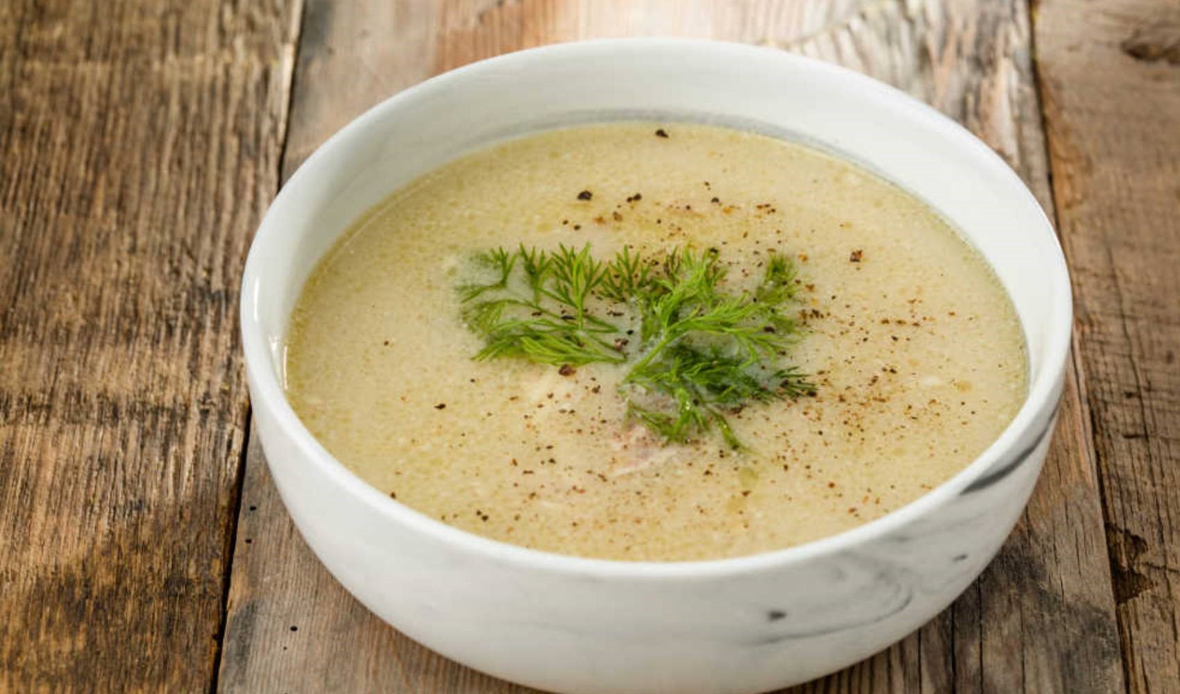 Come preparare la zuppa di pollo con pastina?
