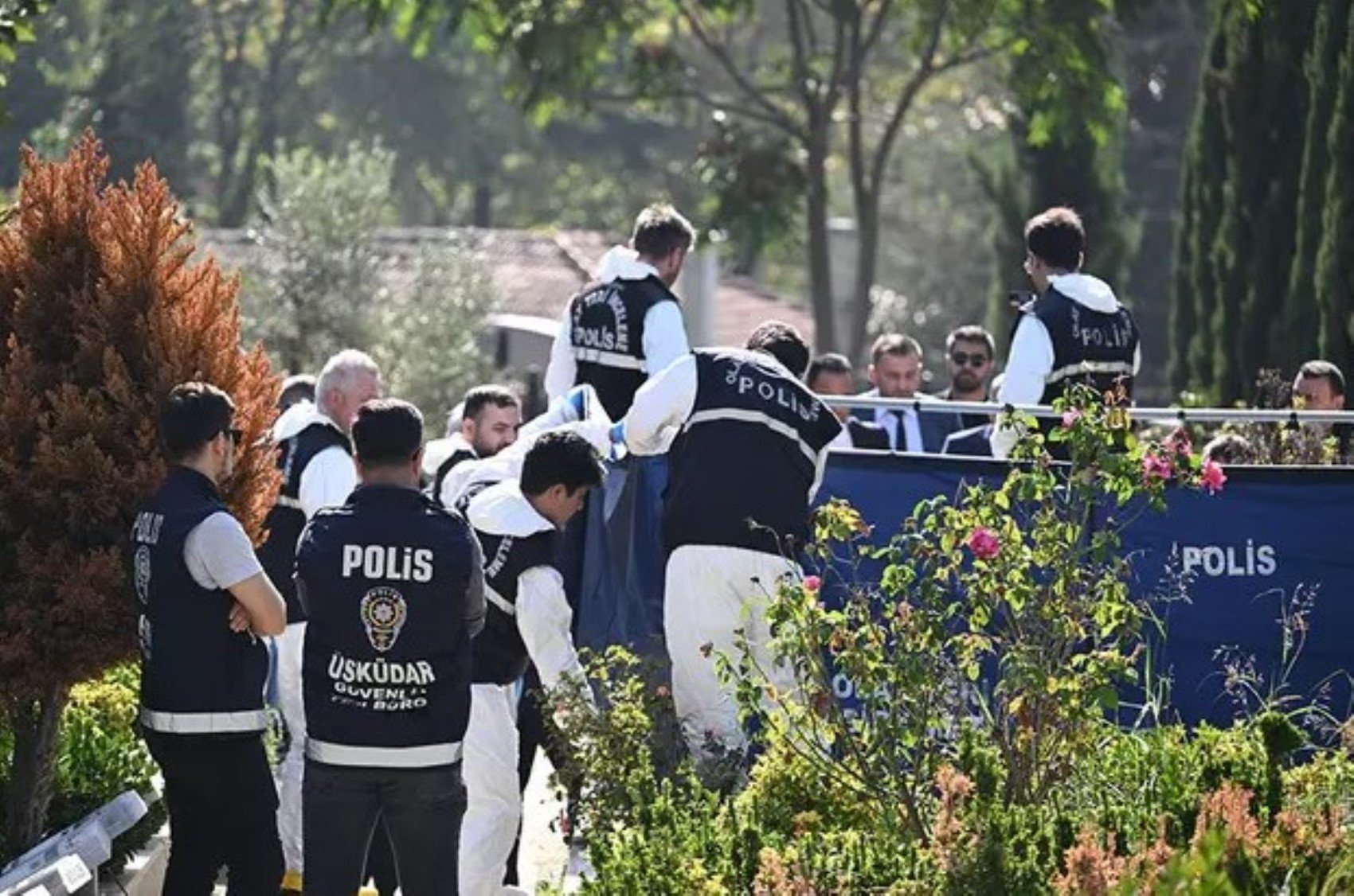 Mezarı açılan Cem Garipoğlu'nun annesinden açıklama: 'Nagihan hanıma acıyın lütfen'