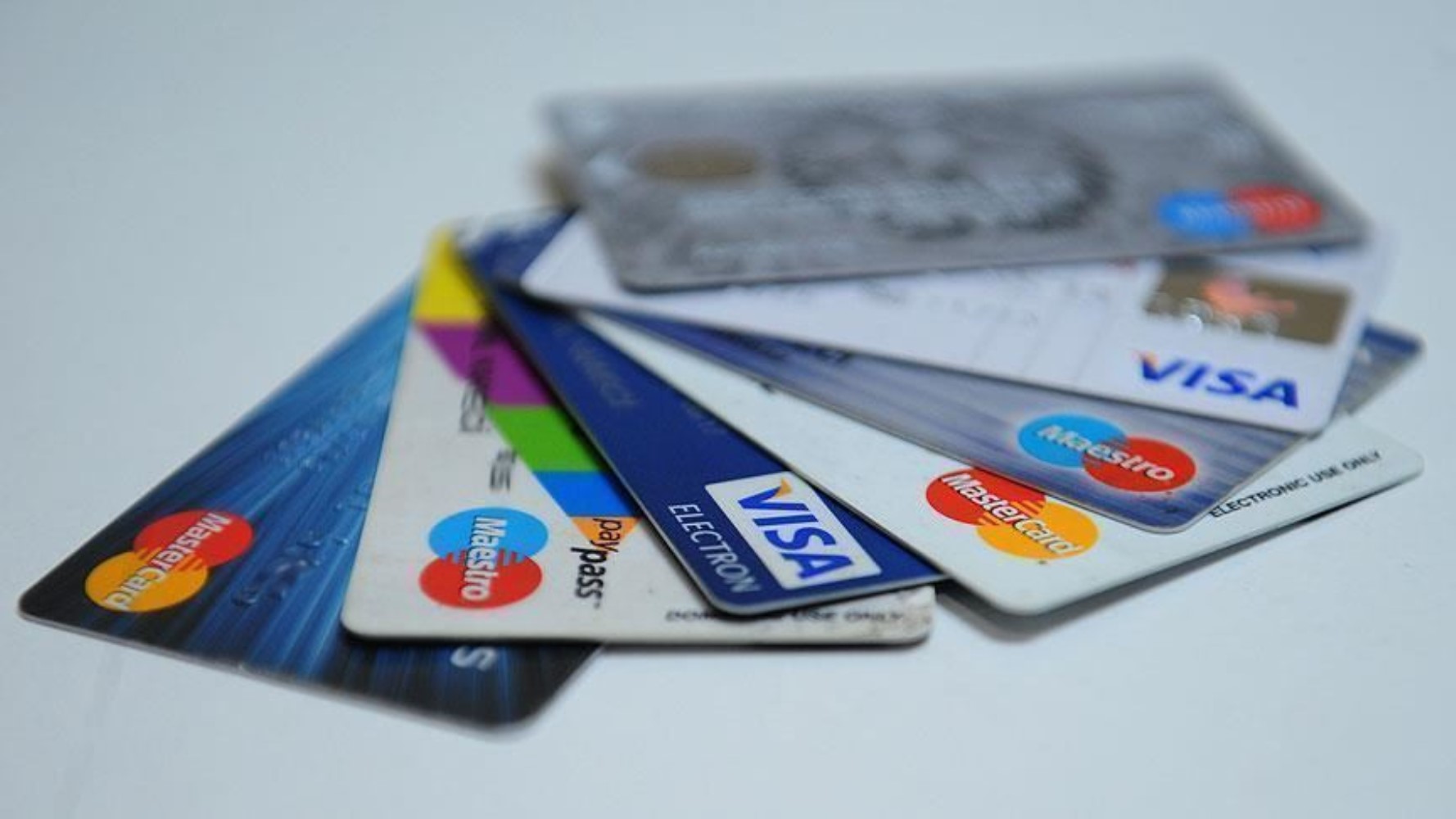 In Turchia le spese con carta di credito hanno raggiunto i 10,6 trilioni di lire