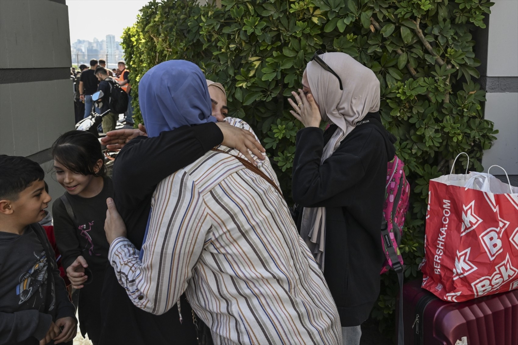 Türkiye, Lübnan'da bulunan vatandaşlarını tahliye ediyor