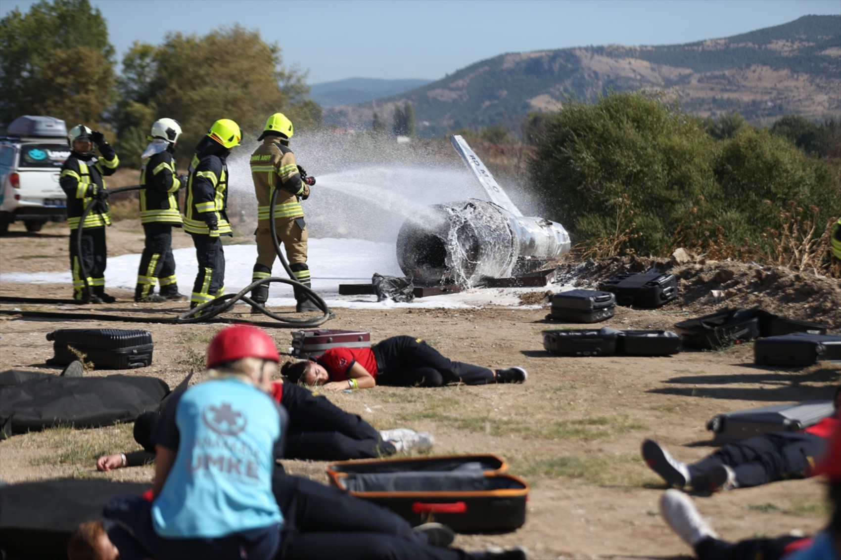 Esercitazione di incidente aereo all'aeroporto di Çanakkale: simulato uno scenario di emergenza
