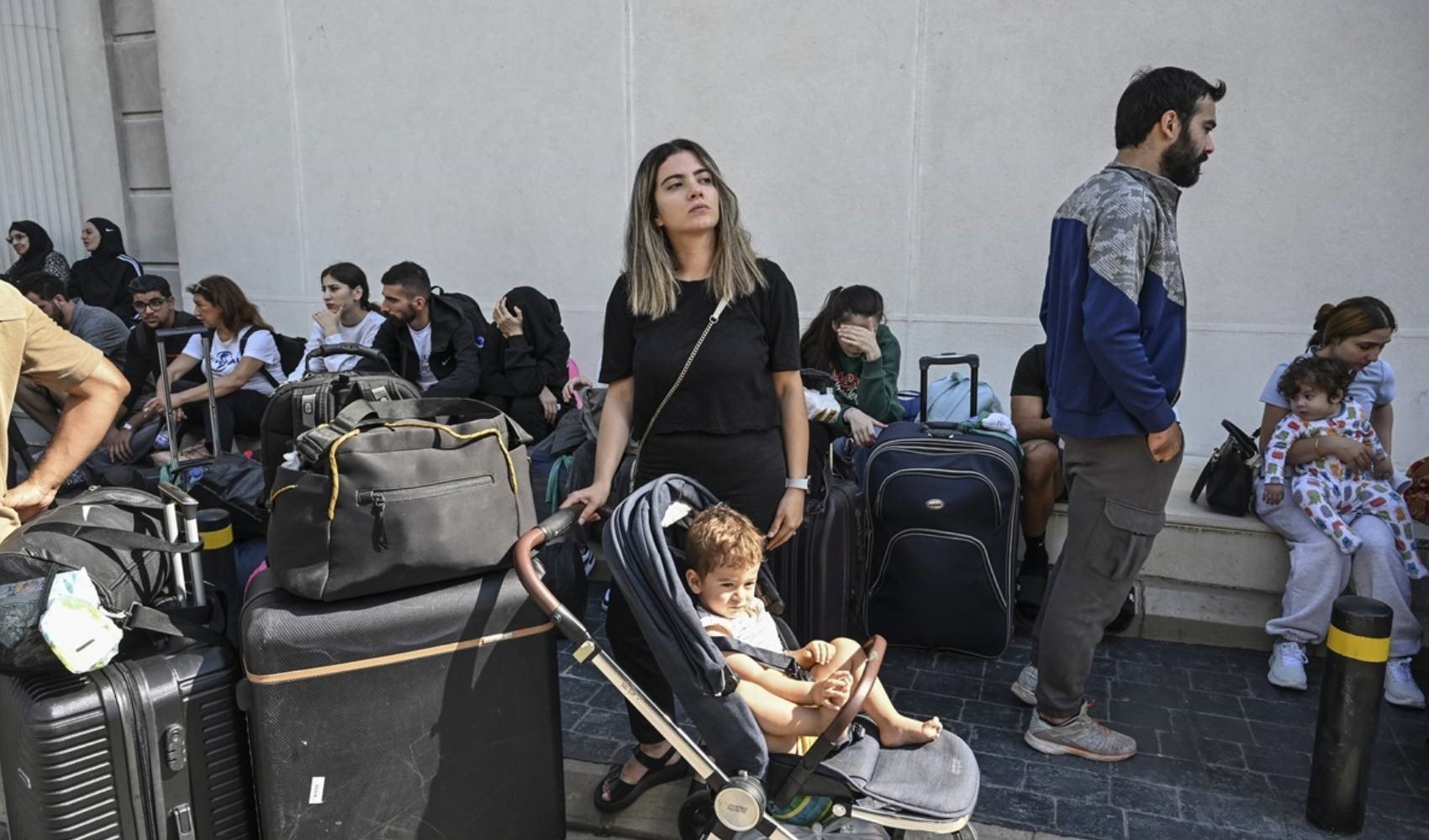 Türkiye, Lübnan'da bulunan vatandaşlarını tahliye ediyor