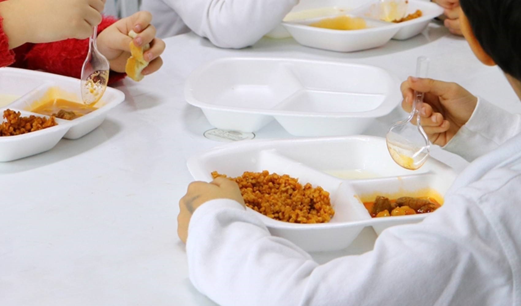 8 regole d'oro per l'alimentazione dei bambini