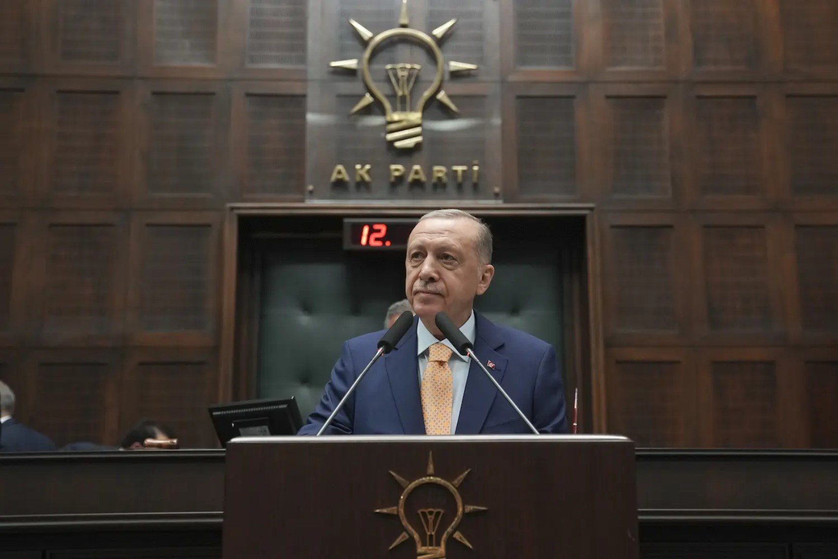 AKP kulislerinden sızdı: Erdoğan'ın yeniden adaylık planı ve erken seçim planı ortaya çıktı