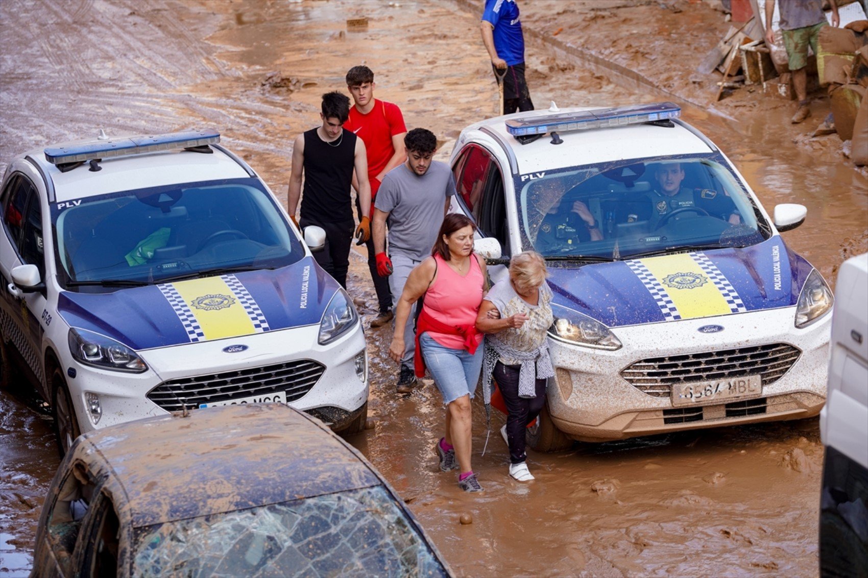 İspanya'da sel felaketi! Hayatını kaybedenlerin sayısı 205'e yükseldi