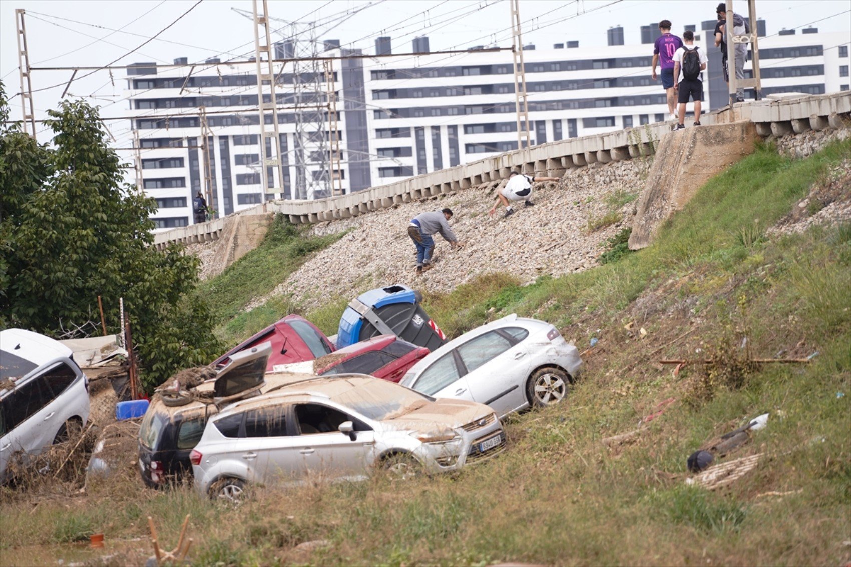 İspanya'da sel felaketi! Hayatını kaybedenlerin sayısı 205'e yükseldi