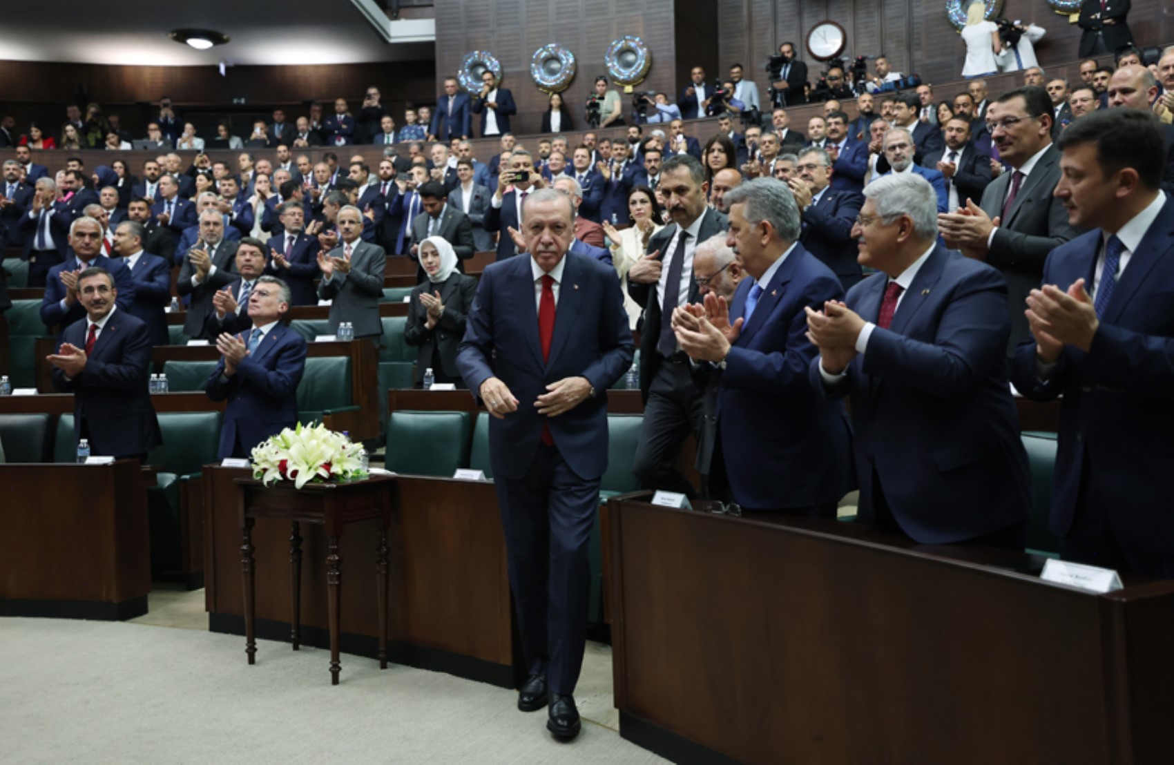 Bahçeli'nin Öcalan çağrısı AKP'yi endişelendirdi! Kulislerde konuşulanlar ortaya çıktı