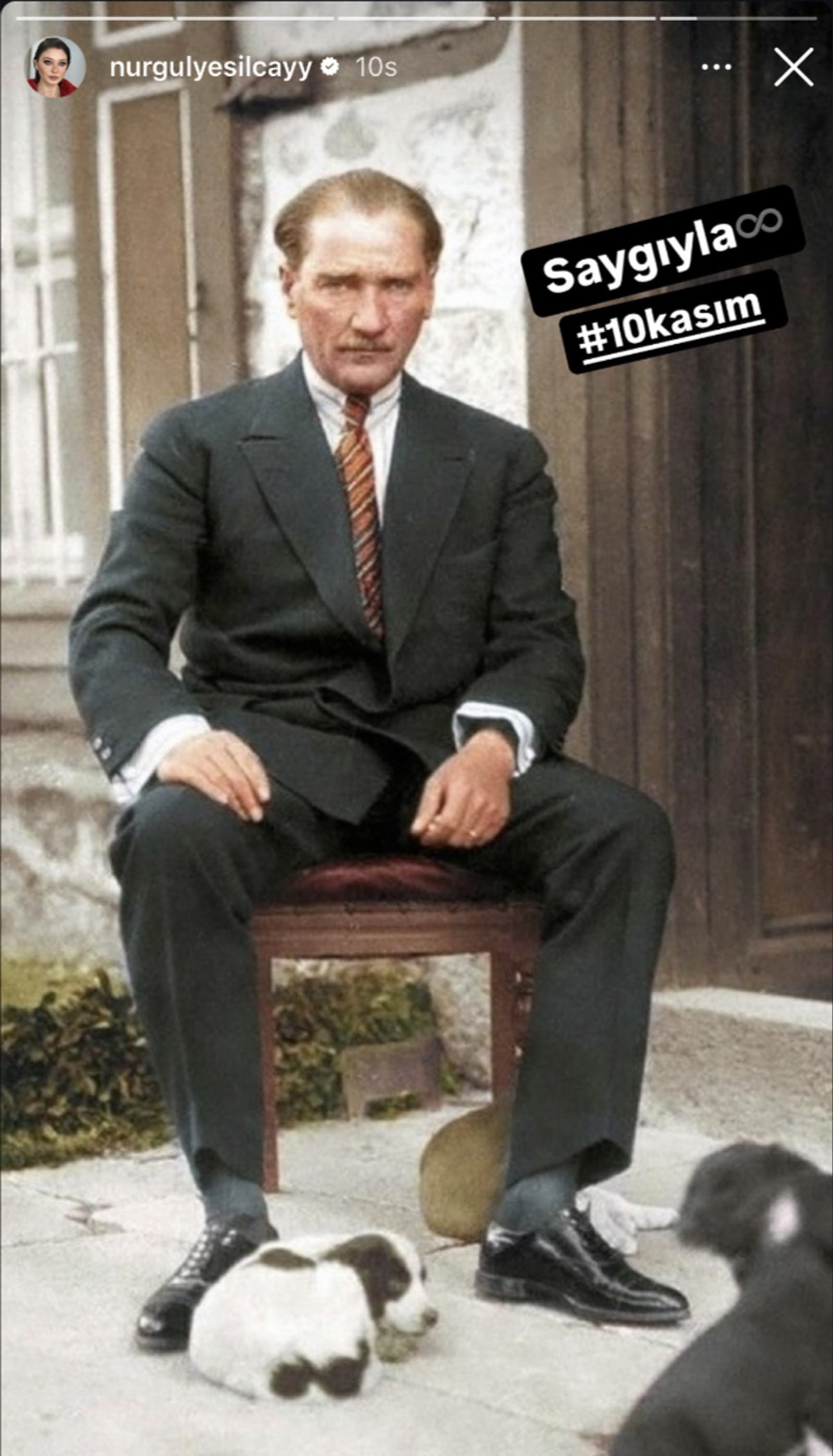 Mustafa Kemal Atatürk'ü böyle andılar... Ünlülerin 10 Kasım paylaşımları