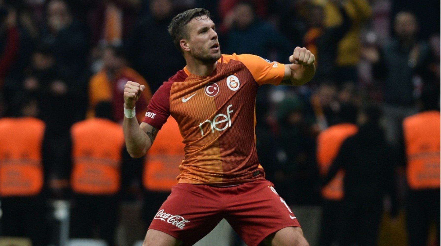 Galatasaray'ın eski yıldızı Podolski'nin dönercisi battı mı?