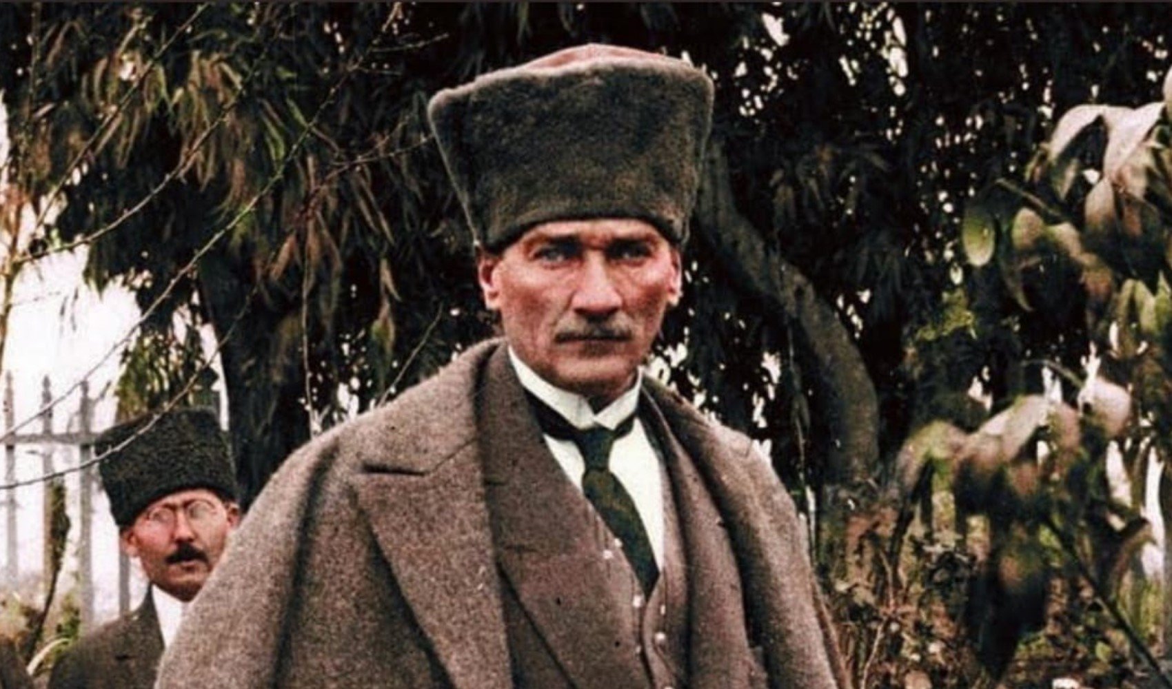 Gazeteler Ulu Önder Mustafa Kemal Atatürk'ü nasıl andı? (10 Kasım 2024 gazete manşetleri)