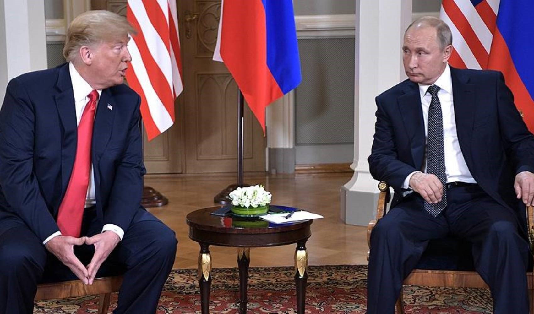 Trump'tan Putin'e gerginliği düşürme çağrısı